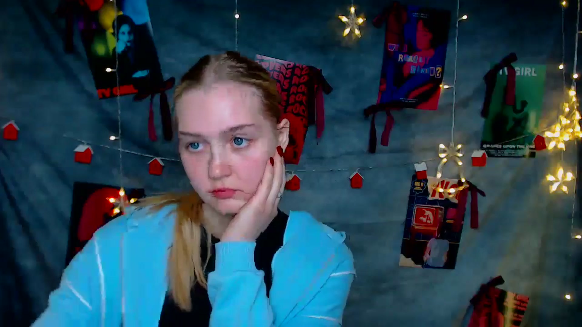 Gallery image thumbnail from MClaara's myfreecams stream on, 12/27/2025, 10:59 image 8 of 20
