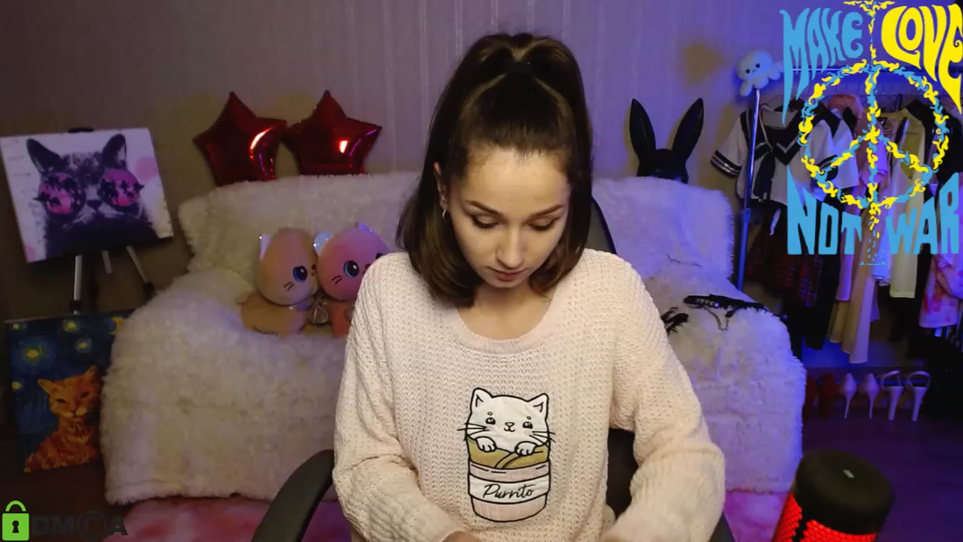 Gallery image thumbnail from MEDIA_'s myfreecams stream on, 11/14/2022, 19:26 image 12 of 20