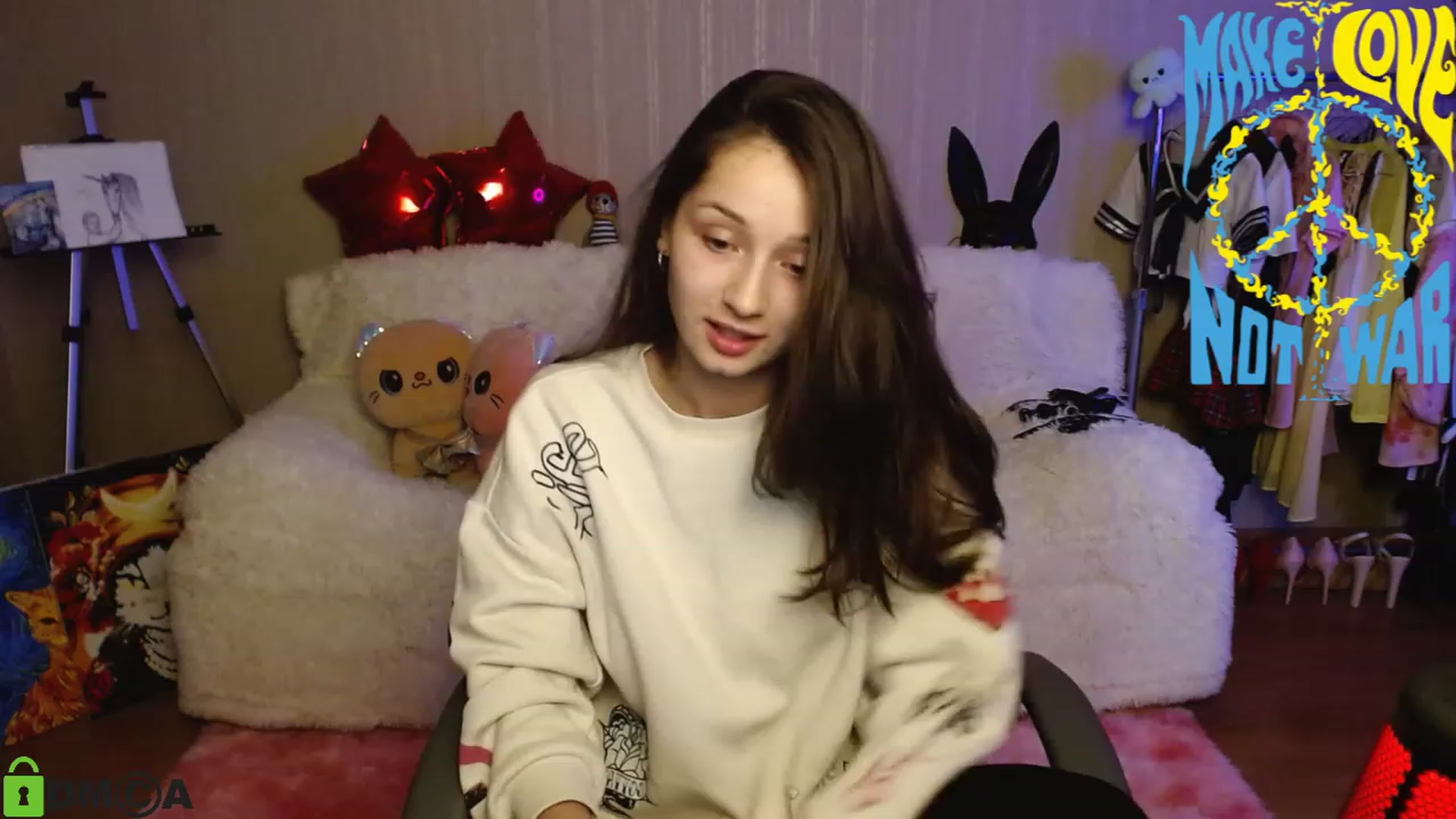 Gallery image thumbnail from MEDIA_'s myfreecams stream on, 12/19/2022, 18:14 image 9 of 20