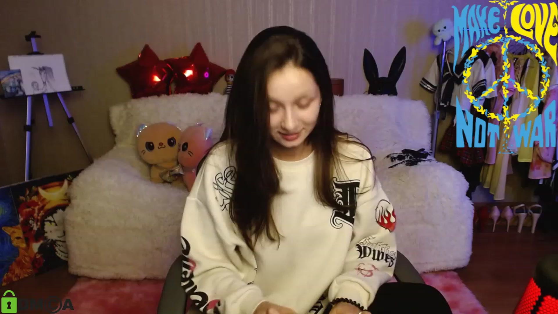 Gallery image thumbnail from MEDIA_'s myfreecams stream on, 12/19/2022, 18:14 image 20 of 20
