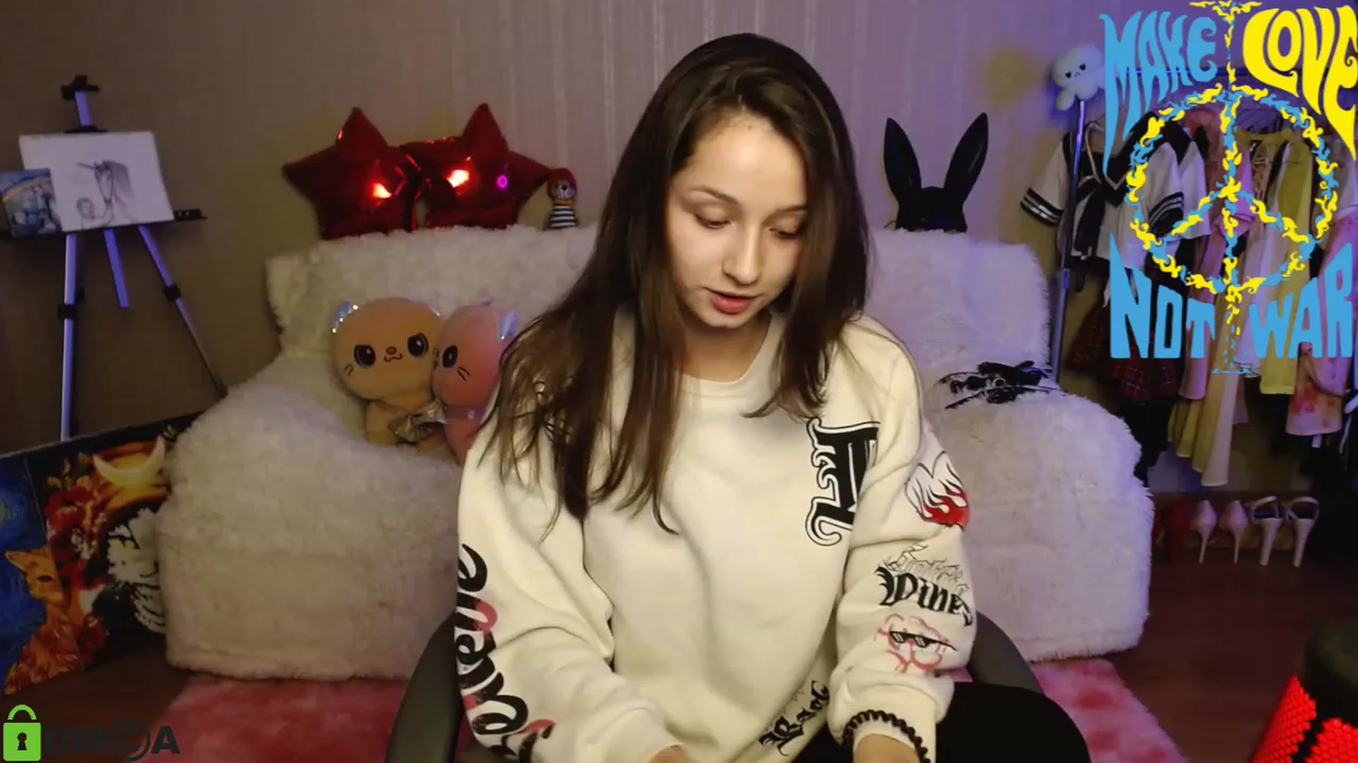 Gallery image thumbnail from MEDIA_'s myfreecams stream on, 12/19/2022, 18:14 image 18 of 20
