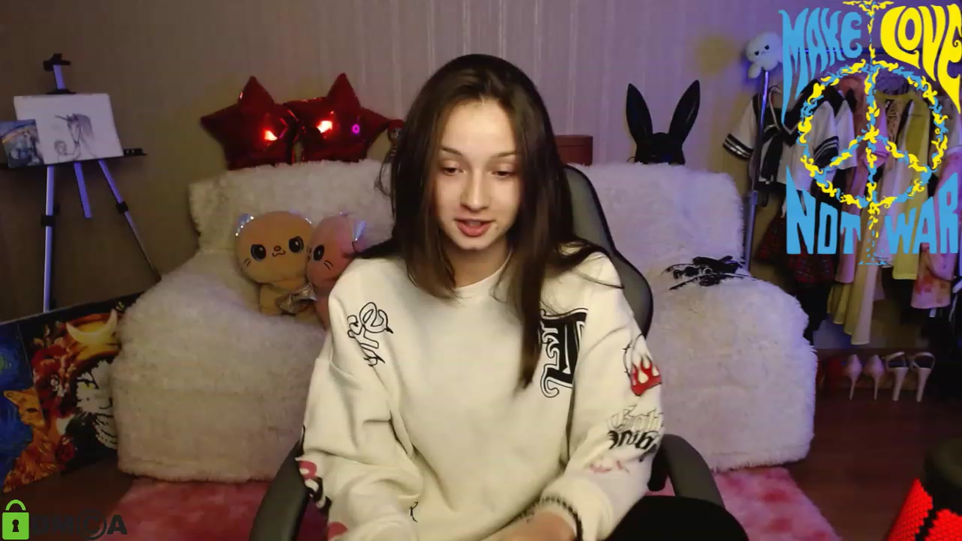 Gallery image thumbnail from MEDIA_'s myfreecams stream on, 12/19/2022, 18:14 image 3 of 20