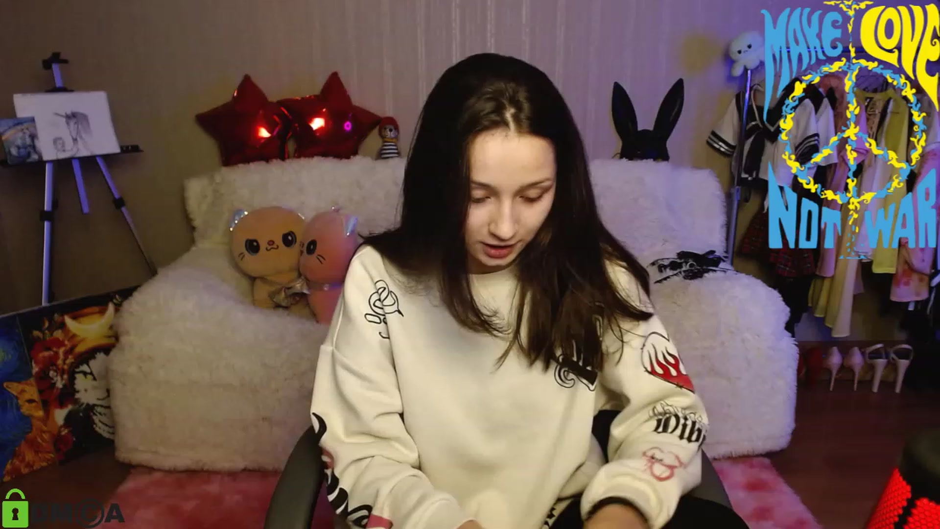 Gallery image thumbnail from MEDIA_'s myfreecams stream on, 12/19/2022, 18:14 image 13 of 20