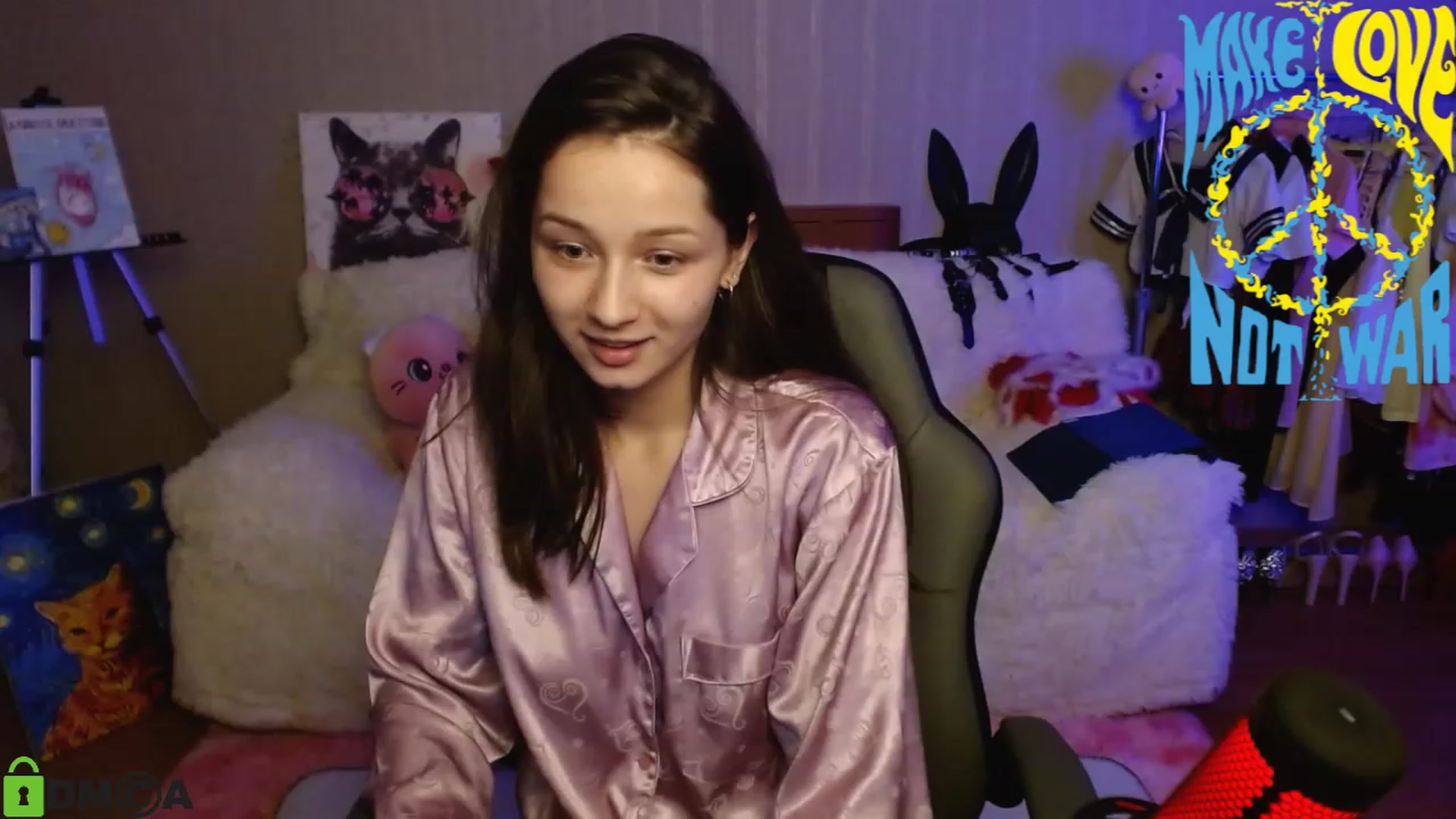 Gallery image thumbnail from MEDIA_'s myfreecams stream on, 02/01/2023, 21:40 image 12 of 20