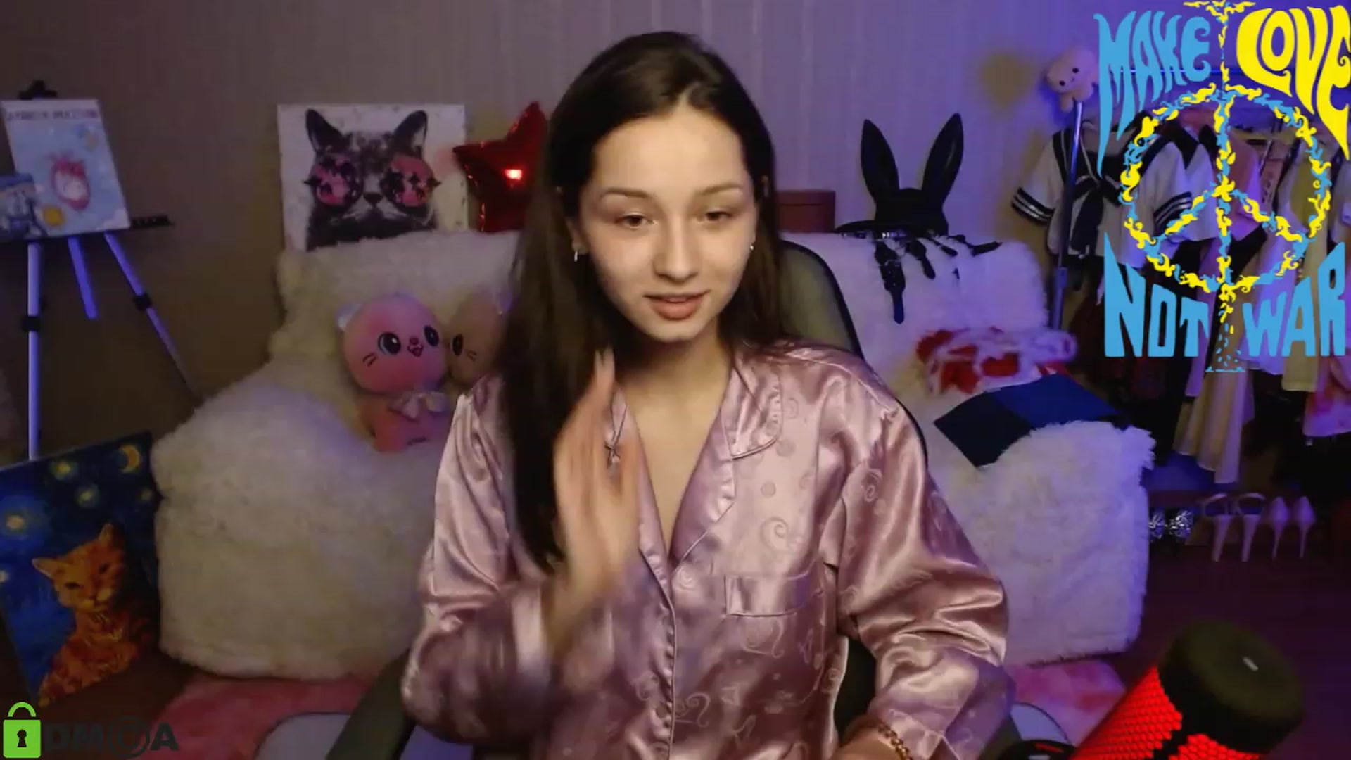 Gallery image thumbnail from MEDIA_'s myfreecams stream on, 02/01/2023, 21:40 image 15 of 20