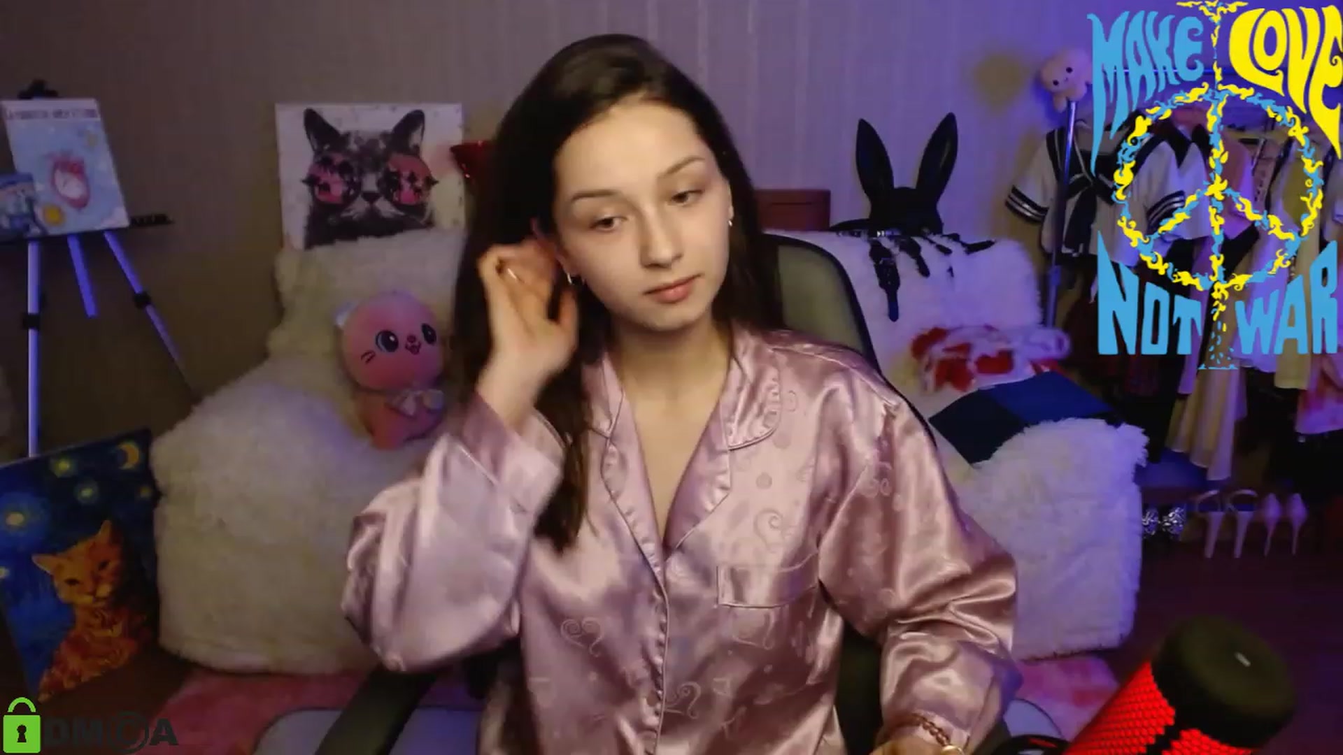 Gallery image thumbnail from MEDIA_'s myfreecams stream on, 02/01/2023, 21:40 image 14 of 20