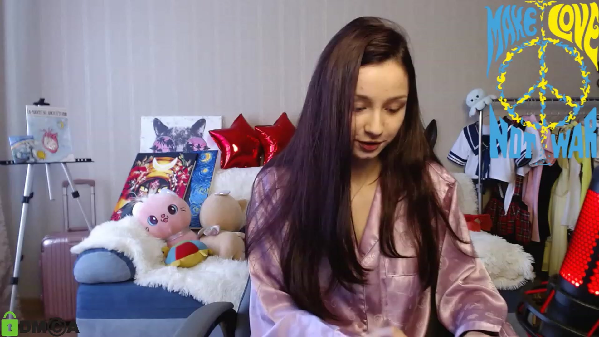 Gallery image thumbnail from MEDIA_'s myfreecams stream on, 04/07/2023, 08:12 image 5 of 20