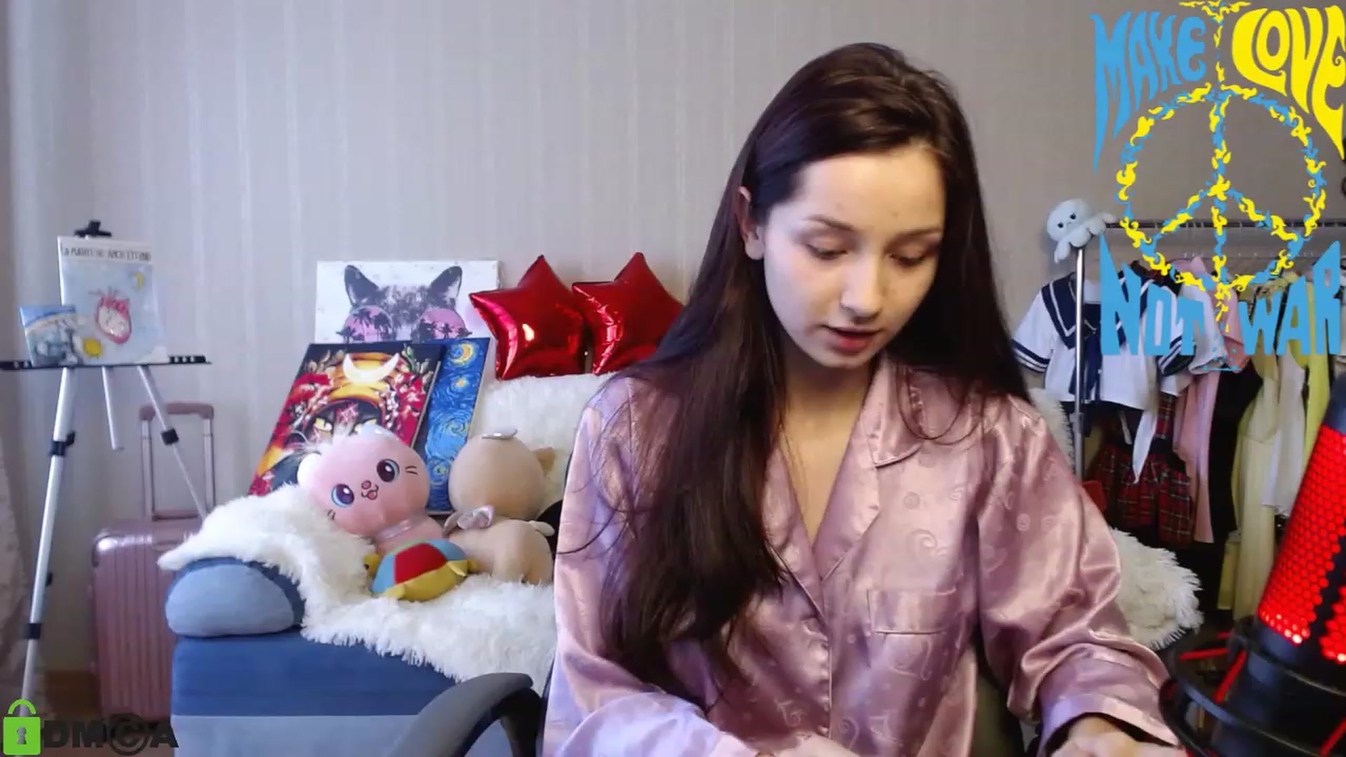 Gallery image thumbnail from MEDIA_'s myfreecams stream on, 04/07/2023, 08:12 image 9 of 20