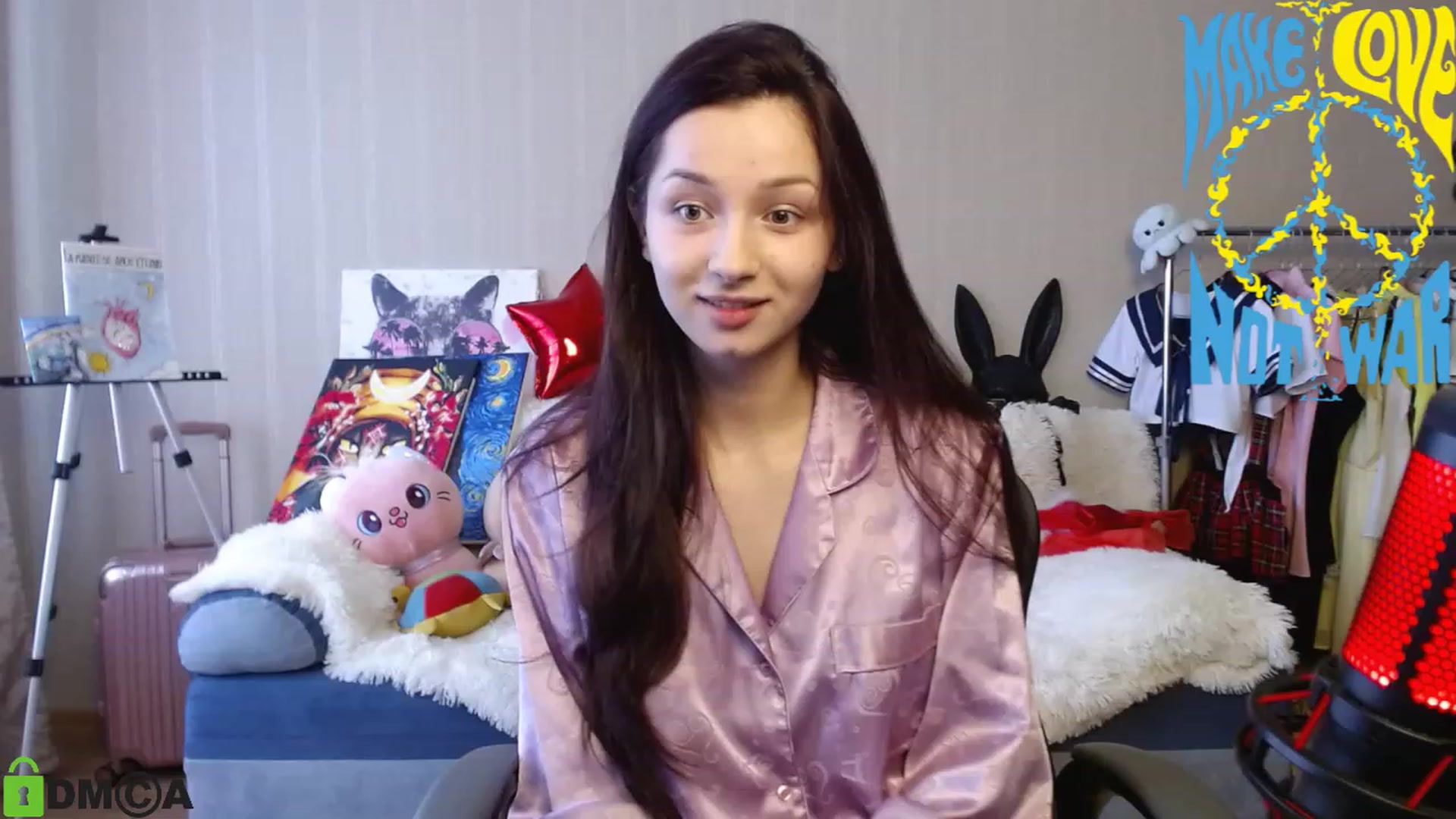 Gallery image thumbnail from MEDIA_'s myfreecams stream on, 04/07/2023, 08:12 image 15 of 20