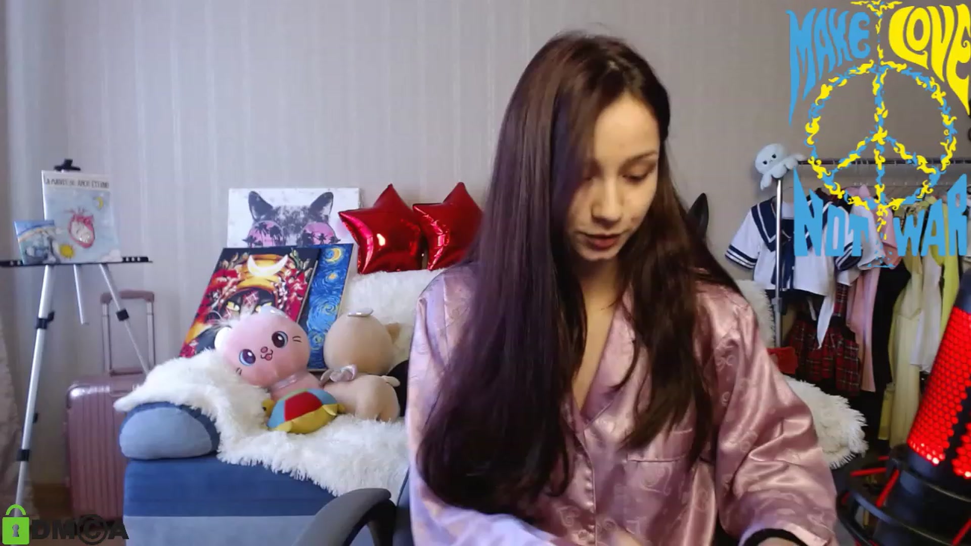 Gallery image thumbnail from MEDIA_'s myfreecams stream on, 04/07/2023, 08:12 image 3 of 20