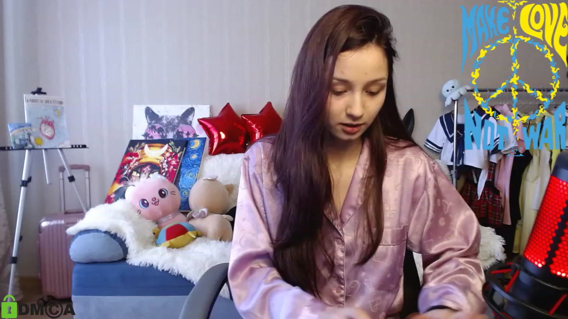 Gallery image thumbnail from MEDIA_'s myfreecams stream on, 04/07/2023, 08:12 image 18 of 20
