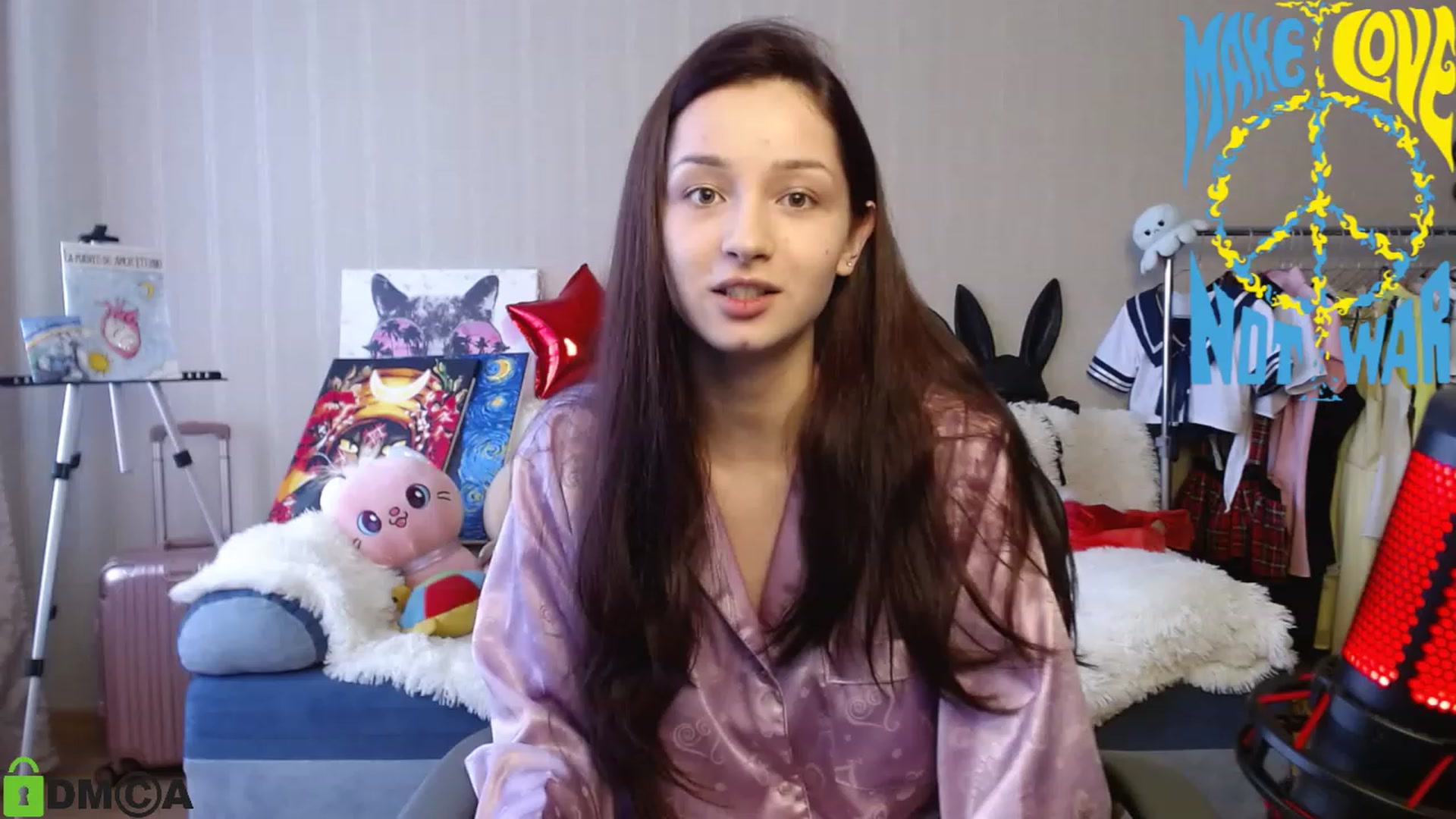 Gallery image thumbnail from MEDIA_'s myfreecams stream on, 04/07/2023, 08:12 image 16 of 20