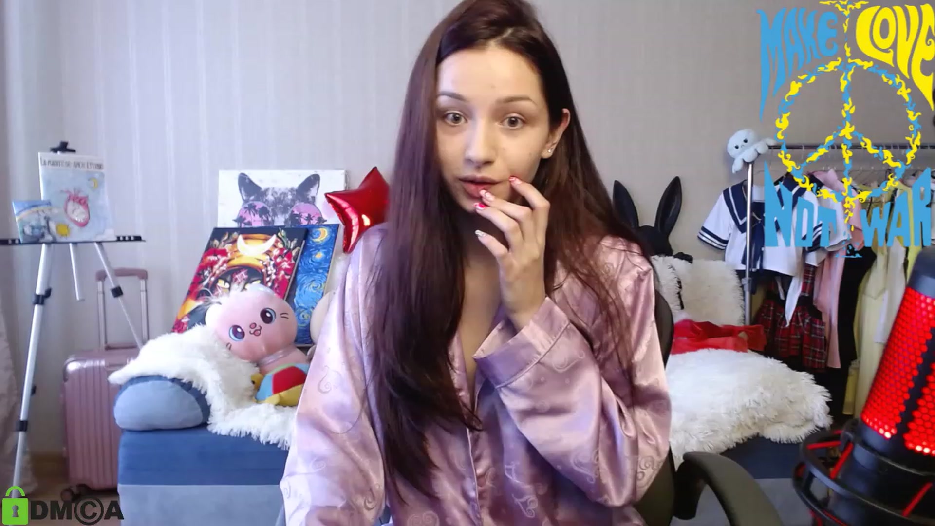 Gallery image thumbnail from MEDIA_'s myfreecams stream on, 04/07/2023, 08:44 image 3 of 20