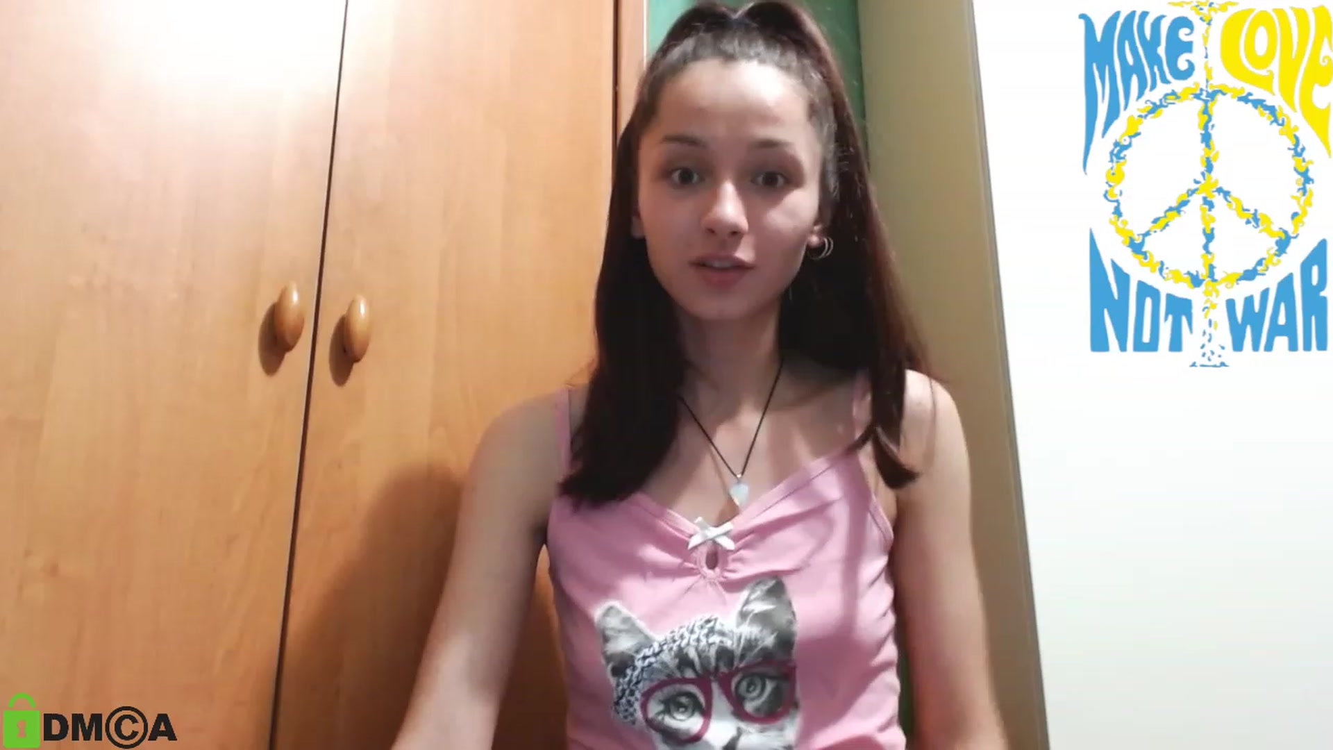 Gallery image thumbnail from MEDIA_'s myfreecams stream on, 05/18/2023, 21:21 image 13 of 20