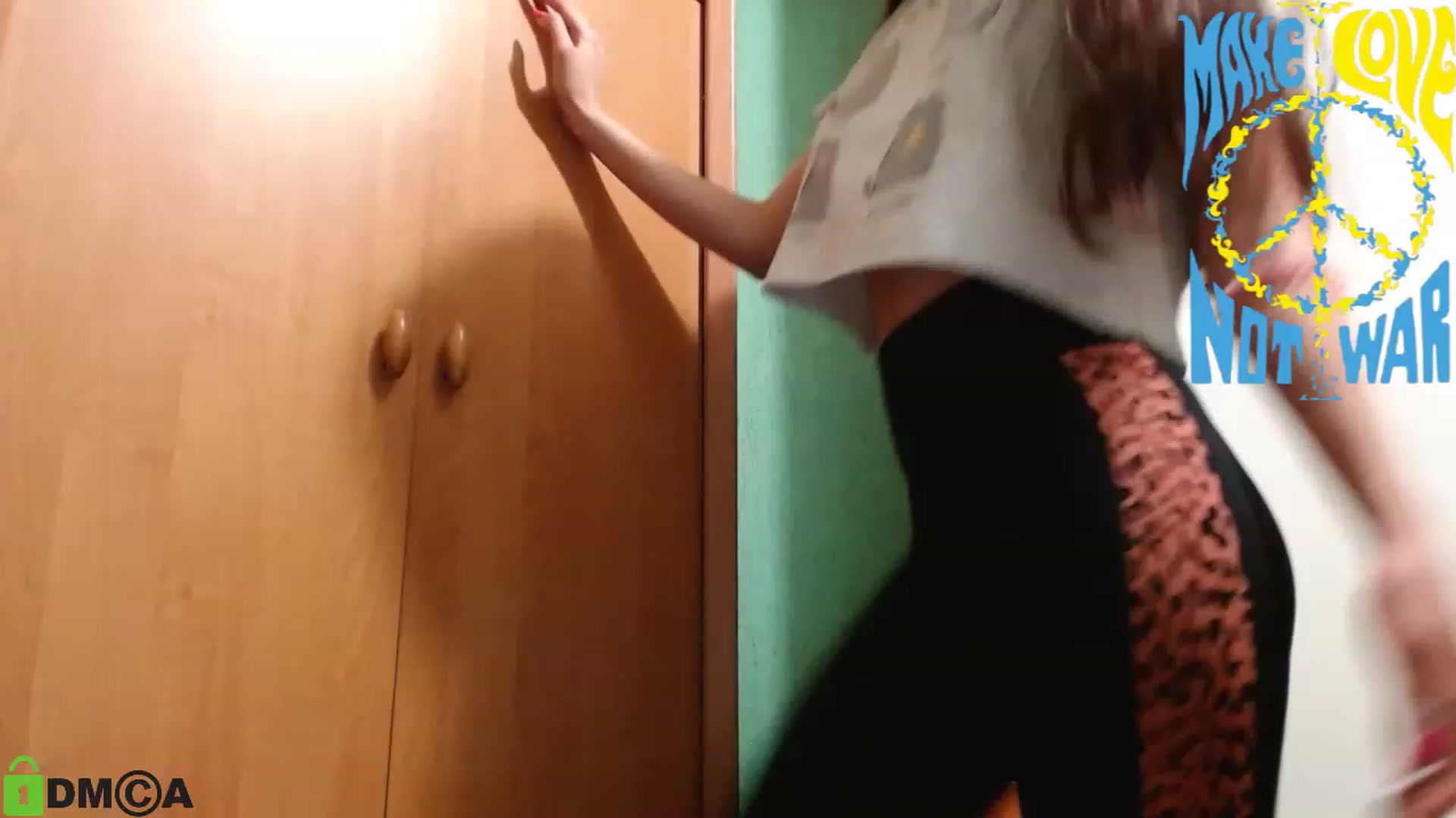 Gallery image thumbnail from MEDIA_'s myfreecams stream on, 05/28/2023, 21:29 image 8 of 20