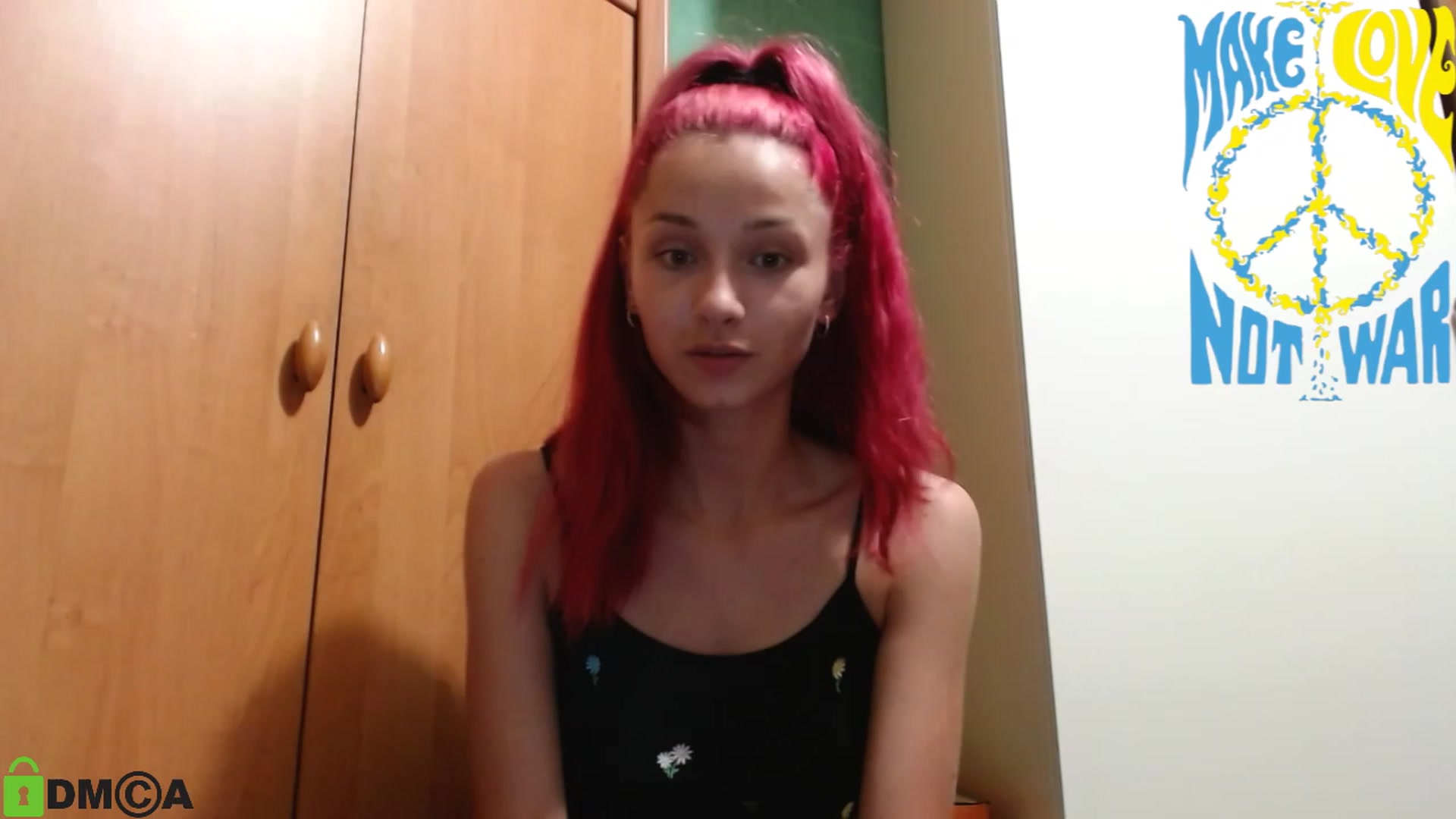 Gallery image thumbnail from MEDIA_'s myfreecams stream on, 06/18/2023, 23:03 image 5 of 20