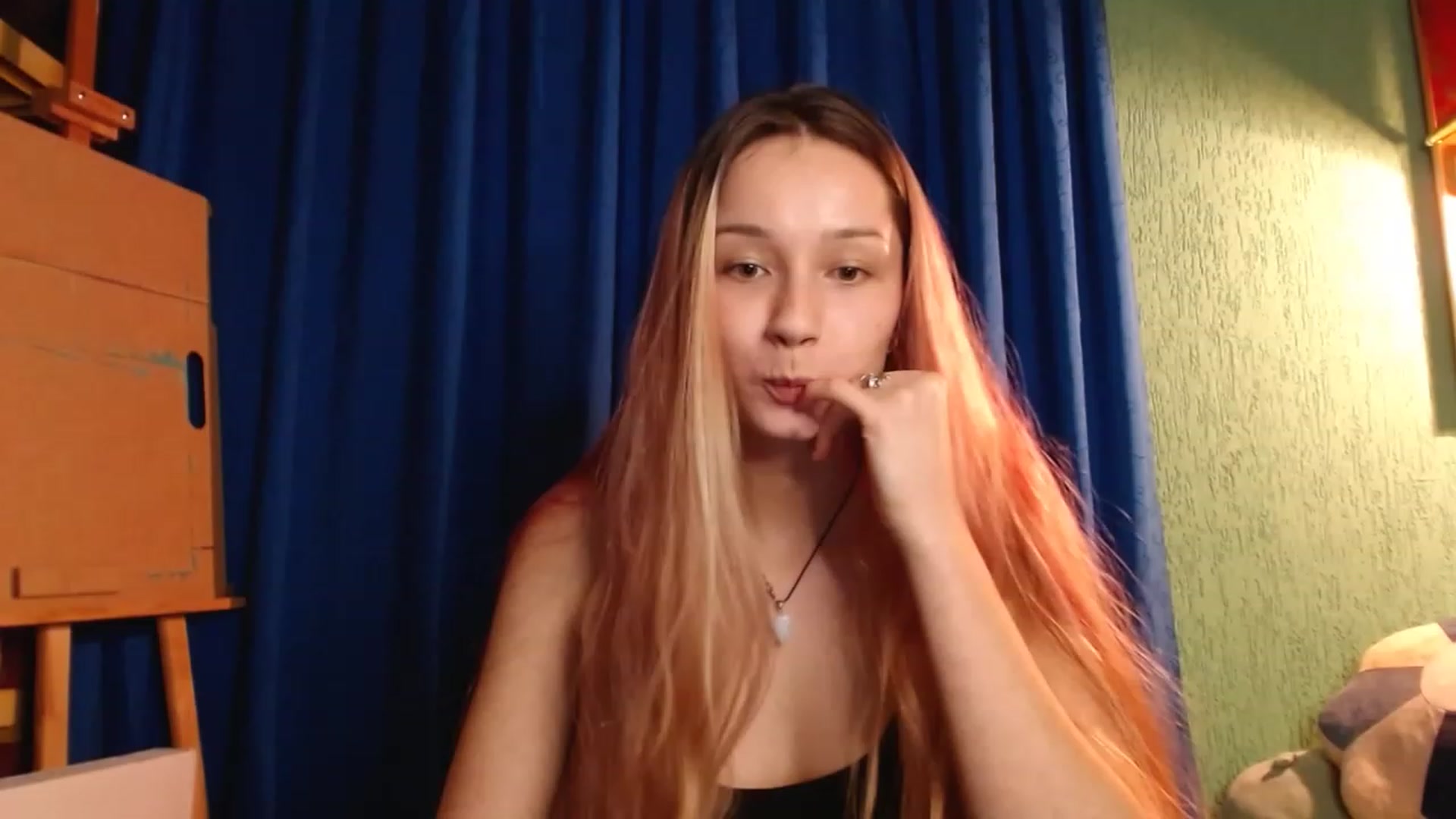 Gallery image thumbnail from MEDIA_'s myfreecams stream on, 12/10/2023, 22:37 image 17 of 20