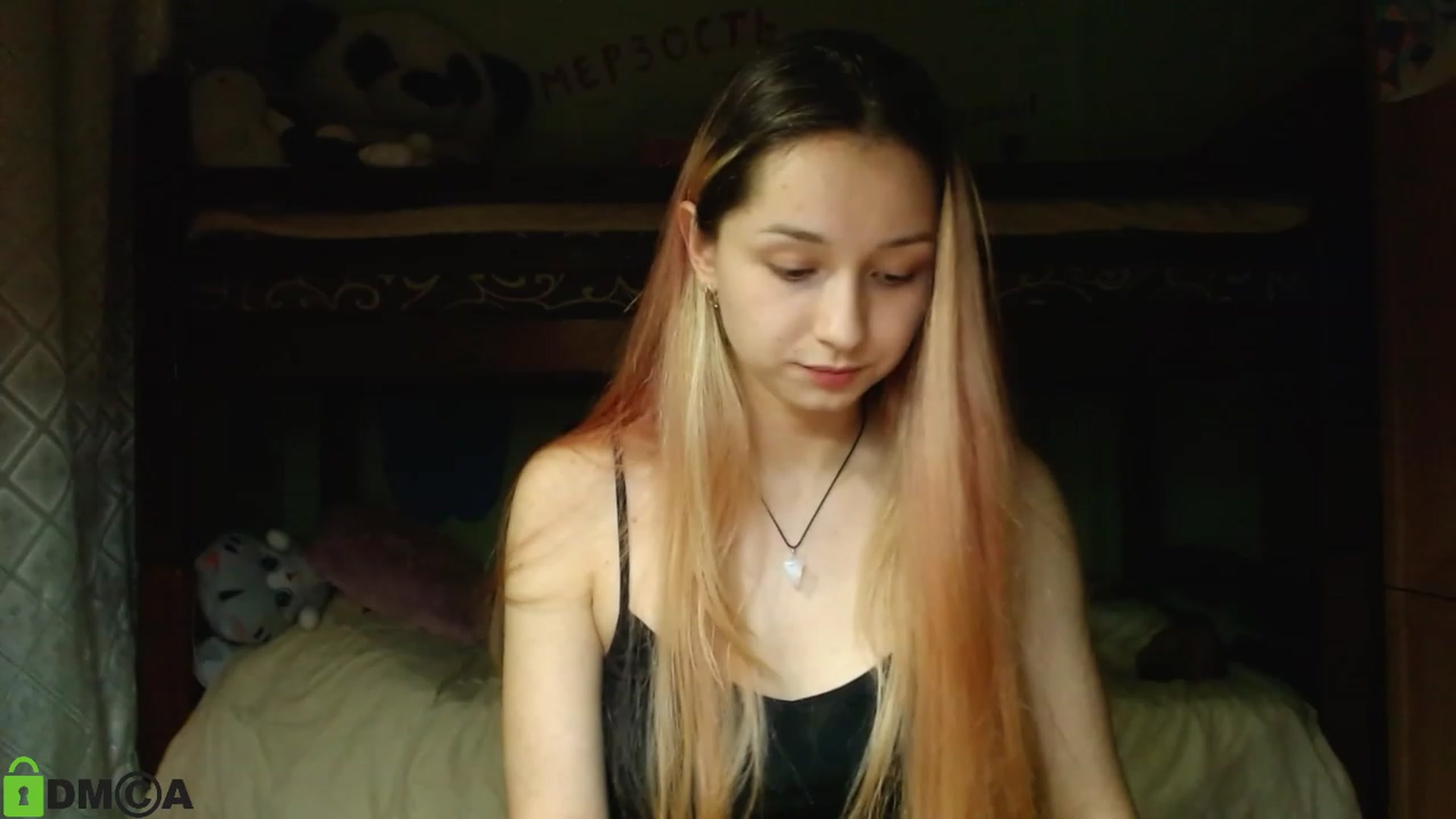 Gallery image thumbnail from MEDIA_'s myfreecams stream on, 12/31/2023, 23:05 image 8 of 20