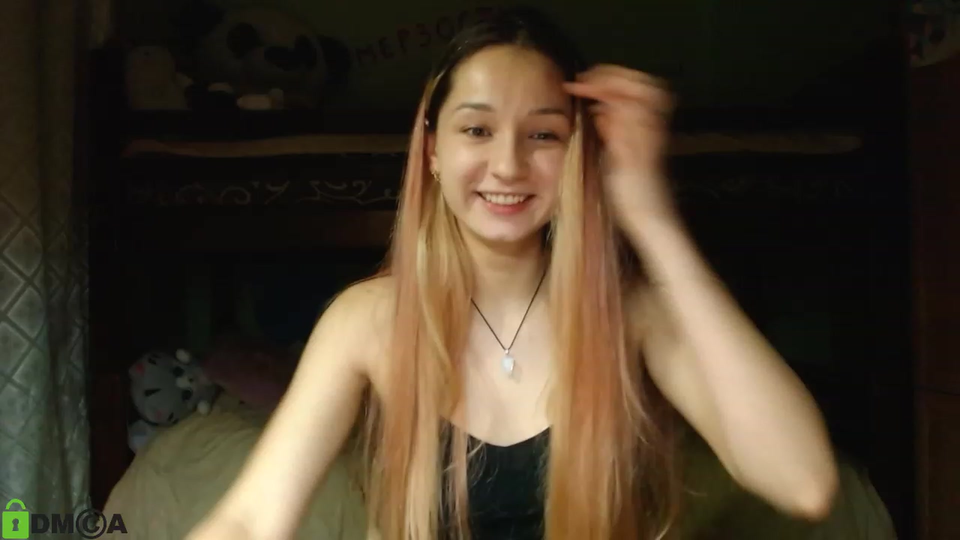 Gallery image thumbnail from MEDIA_'s myfreecams stream on, 12/31/2023, 23:05 image 12 of 20