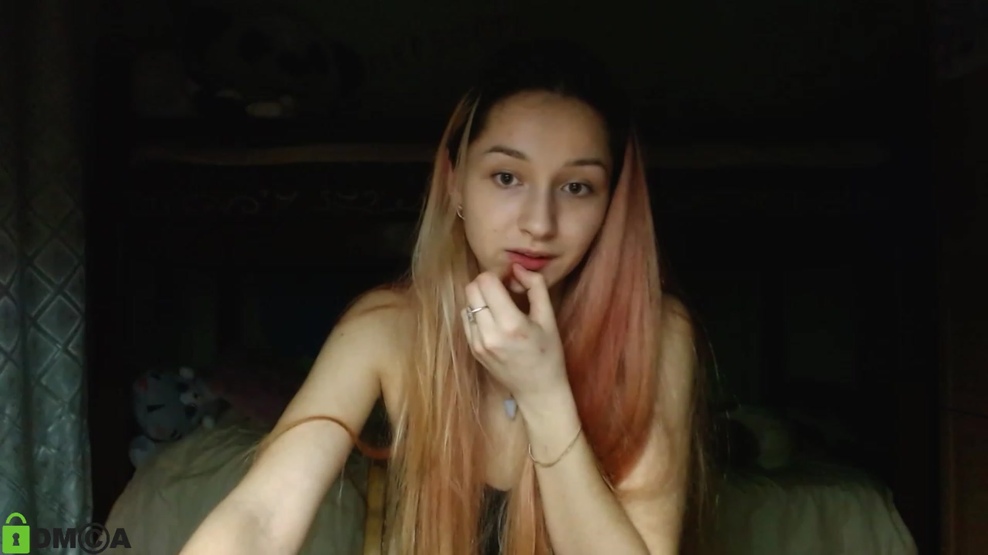 Gallery image thumbnail from MEDIA_'s myfreecams stream on, 01/01/2024, 02:36 image 15 of 20