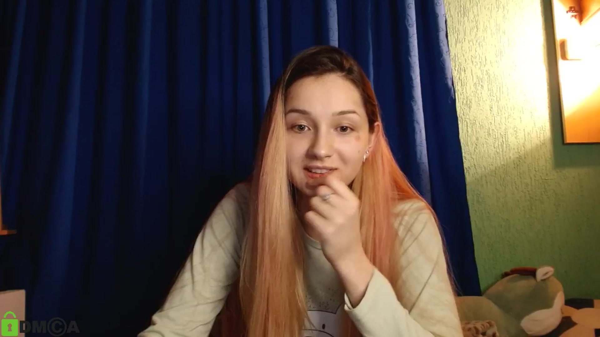 Gallery image thumbnail from MEDIA_'s myfreecams stream on, 03/19/2024, 24:01 image 9 of 20