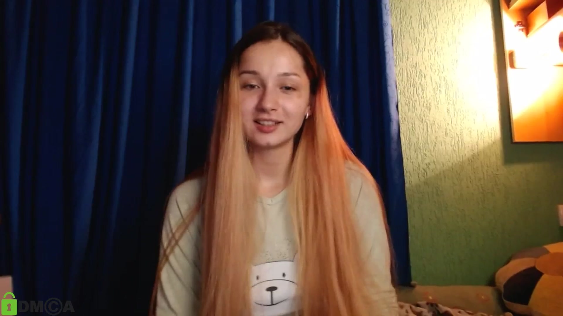 Gallery image thumbnail from MEDIA_'s myfreecams stream on, 04/16/2024, 23:13 image 17 of 20