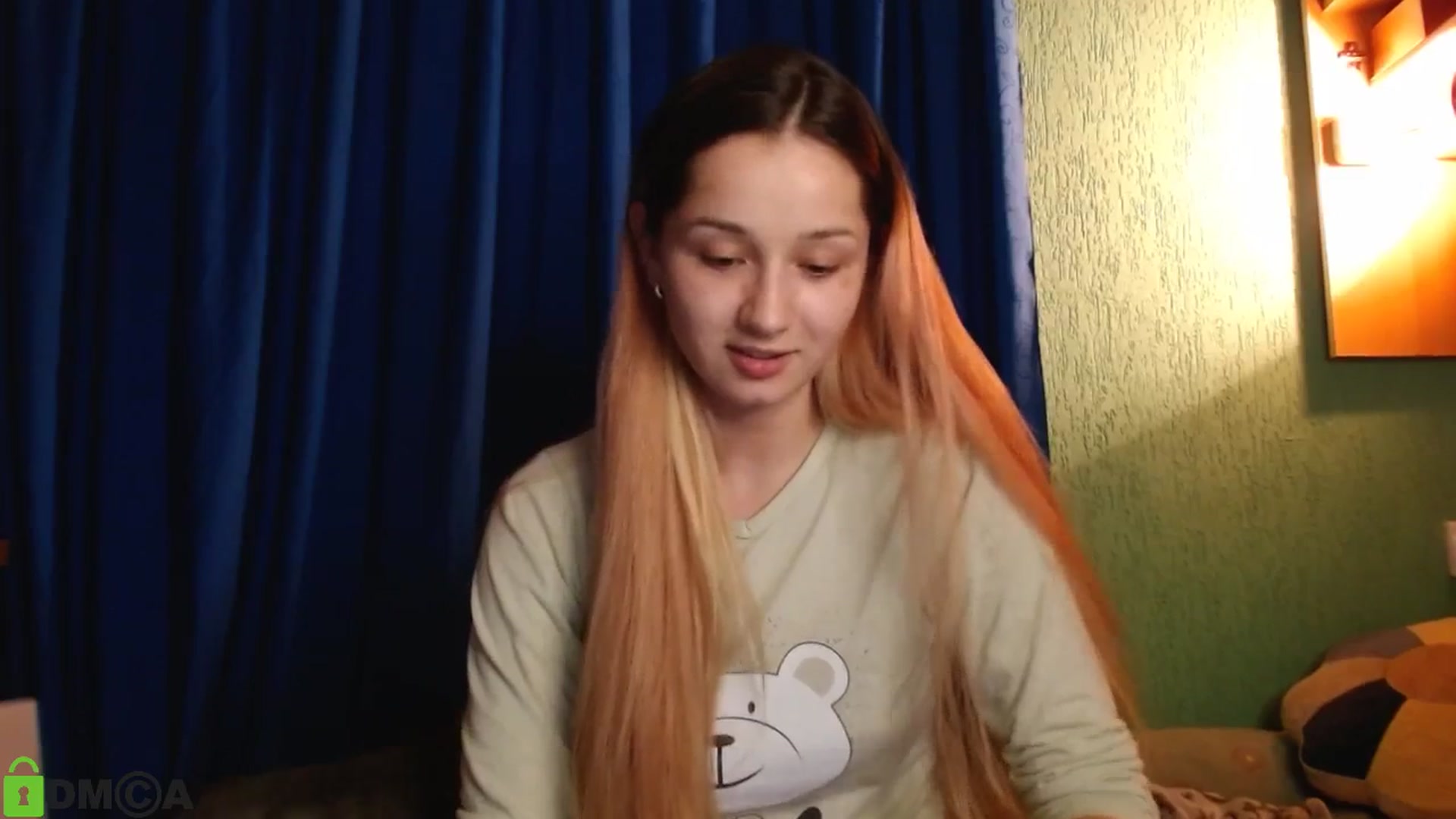 Gallery image thumbnail from MEDIA_'s myfreecams stream on, 04/16/2024, 23:13 image 5 of 20