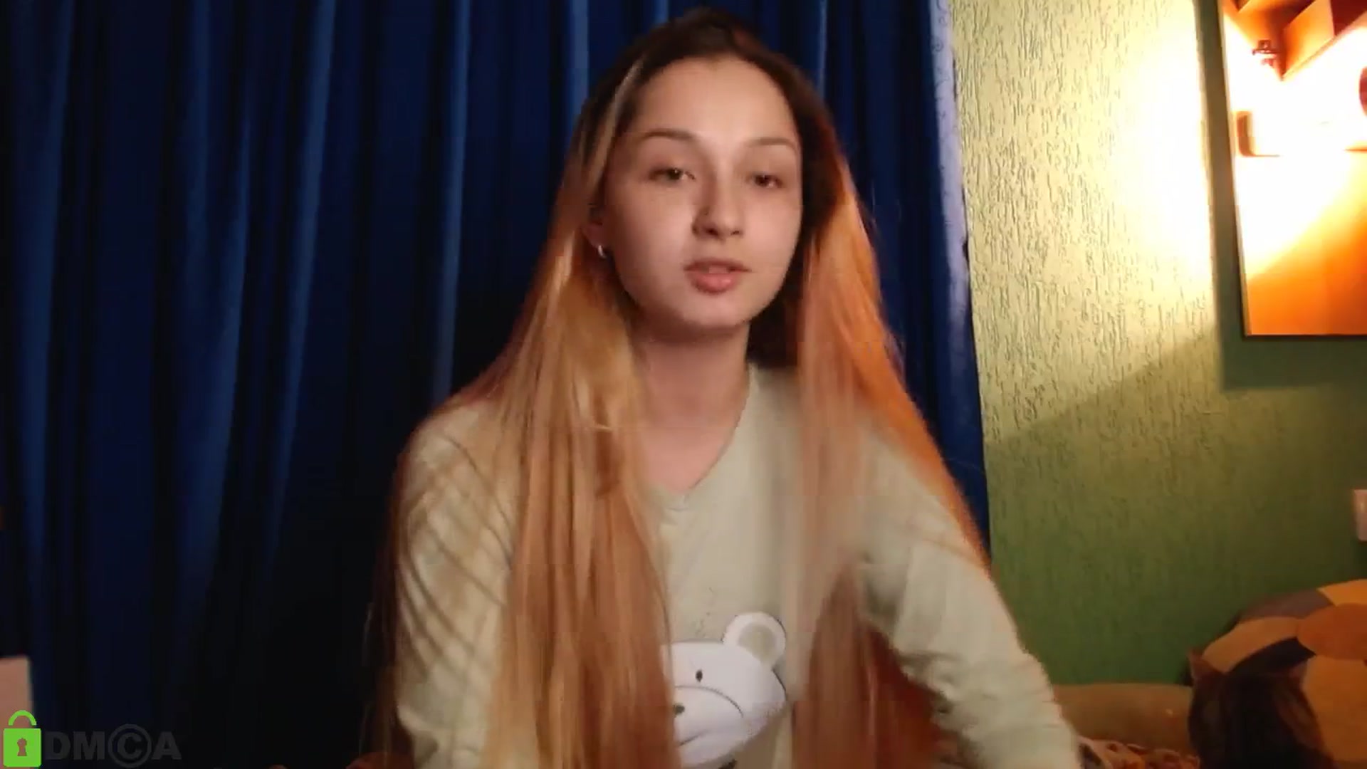 Gallery image thumbnail from MEDIA_'s myfreecams stream on, 04/16/2024, 23:13 image 6 of 20