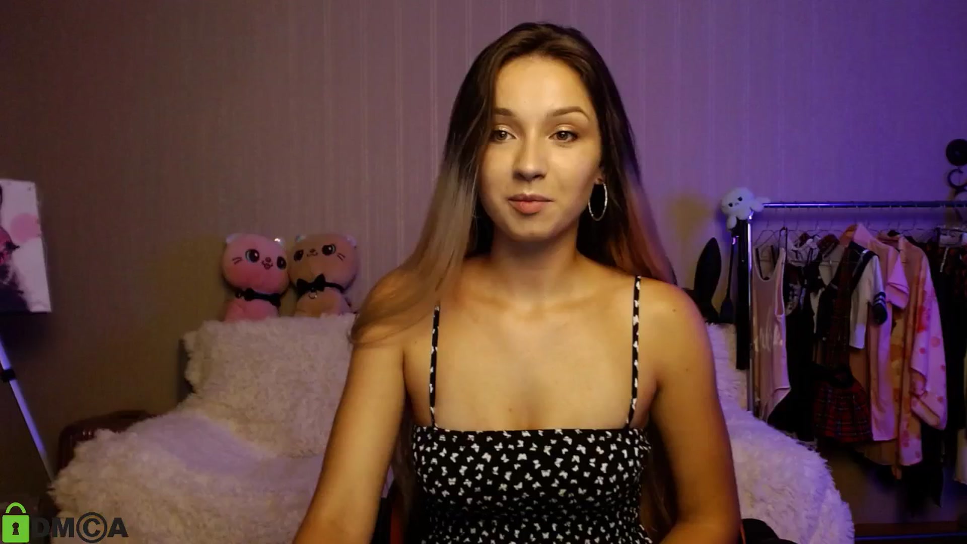 Gallery image thumbnail from MEDIA_'s myfreecams stream on, 07/31/2024, 21:36 image 17 of 20