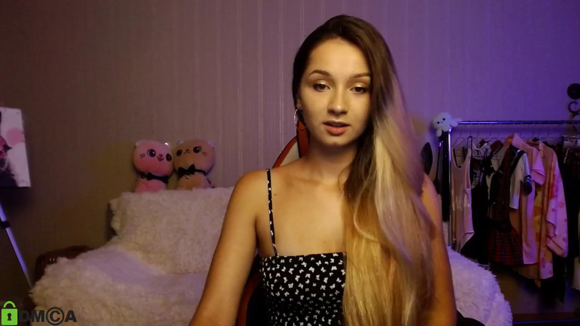 Gallery image thumbnail from MEDIA_'s myfreecams stream on, 07/31/2024, 21:36 image 16 of 20
