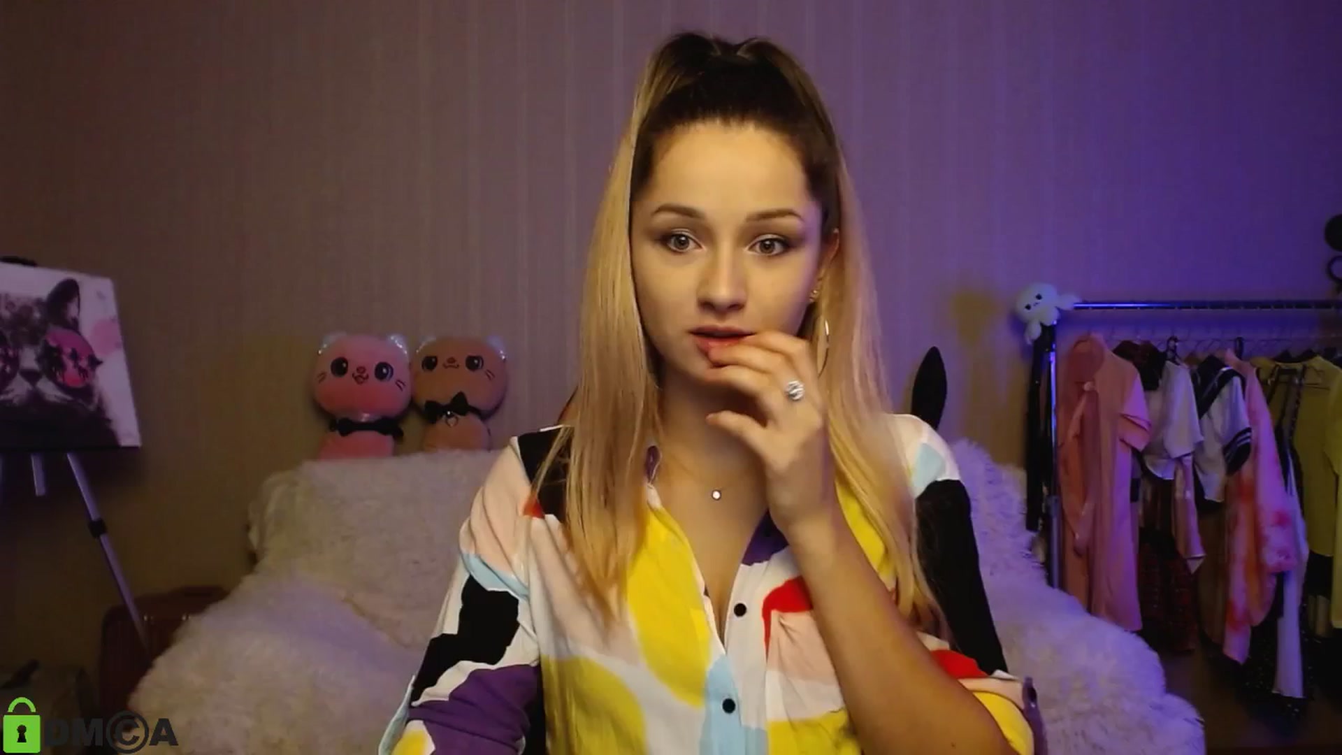Gallery image thumbnail from MEDIA_'s myfreecams stream on, 08/31/2024, 23:56 image 5 of 20