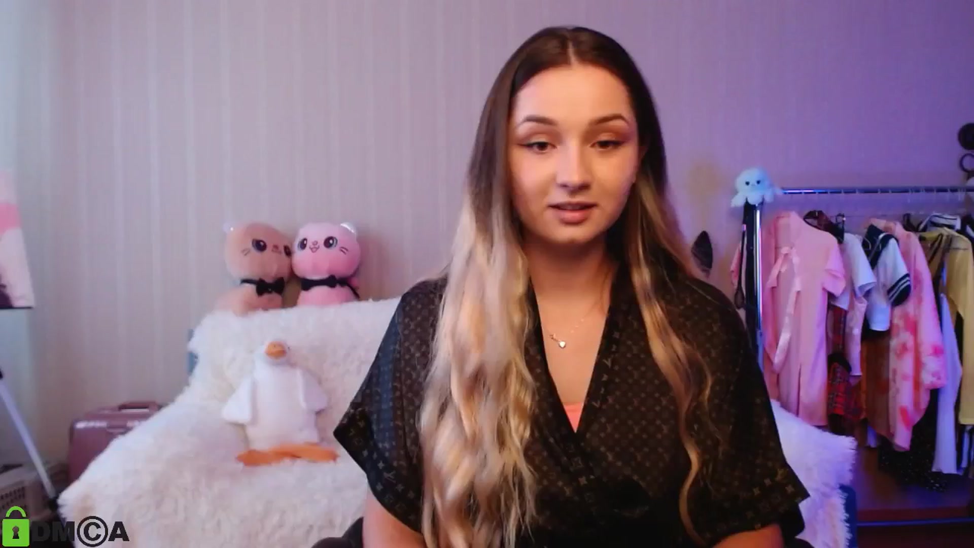 Gallery image thumbnail from MEDIA_'s myfreecams stream on, 10/16/2024, 13:08 image 12 of 20