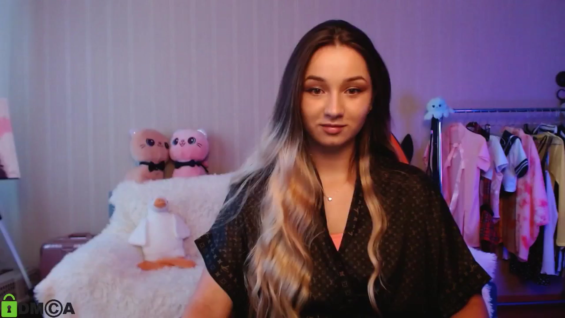 Gallery image thumbnail from MEDIA_'s myfreecams stream on, 10/16/2024, 13:08 image 16 of 20