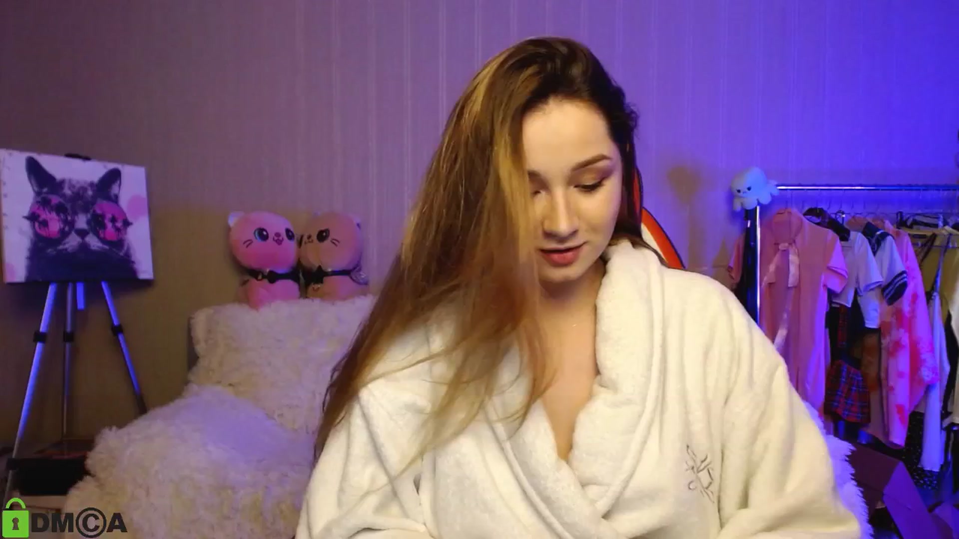 Gallery image thumbnail from MEDIA_'s myfreecams stream on, 01/14/2025, 24:01 image 17 of 20