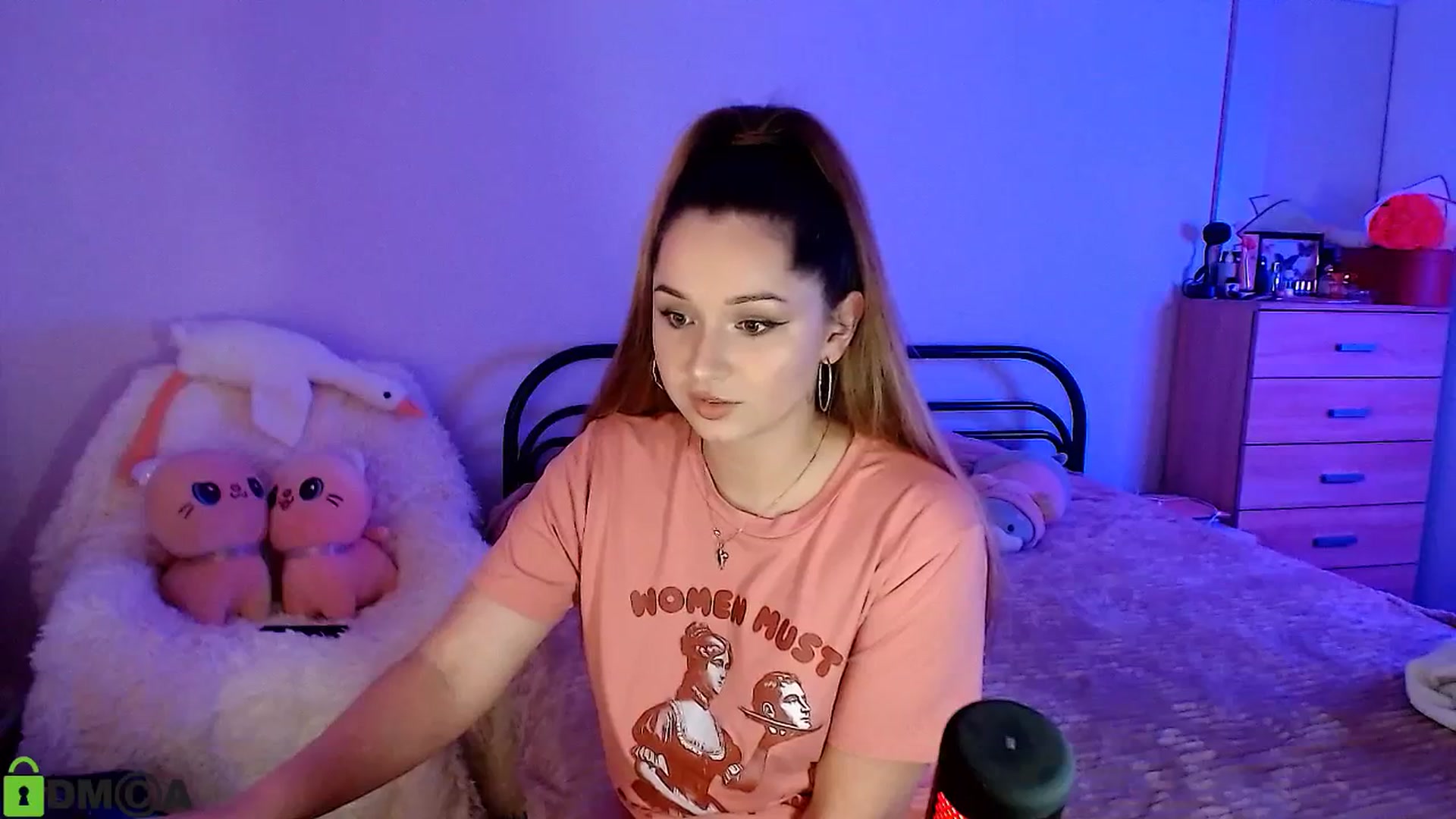 Gallery image thumbnail from MEDIA_'s myfreecams stream on, 04/29/2025, 23:50 image 17 of 20