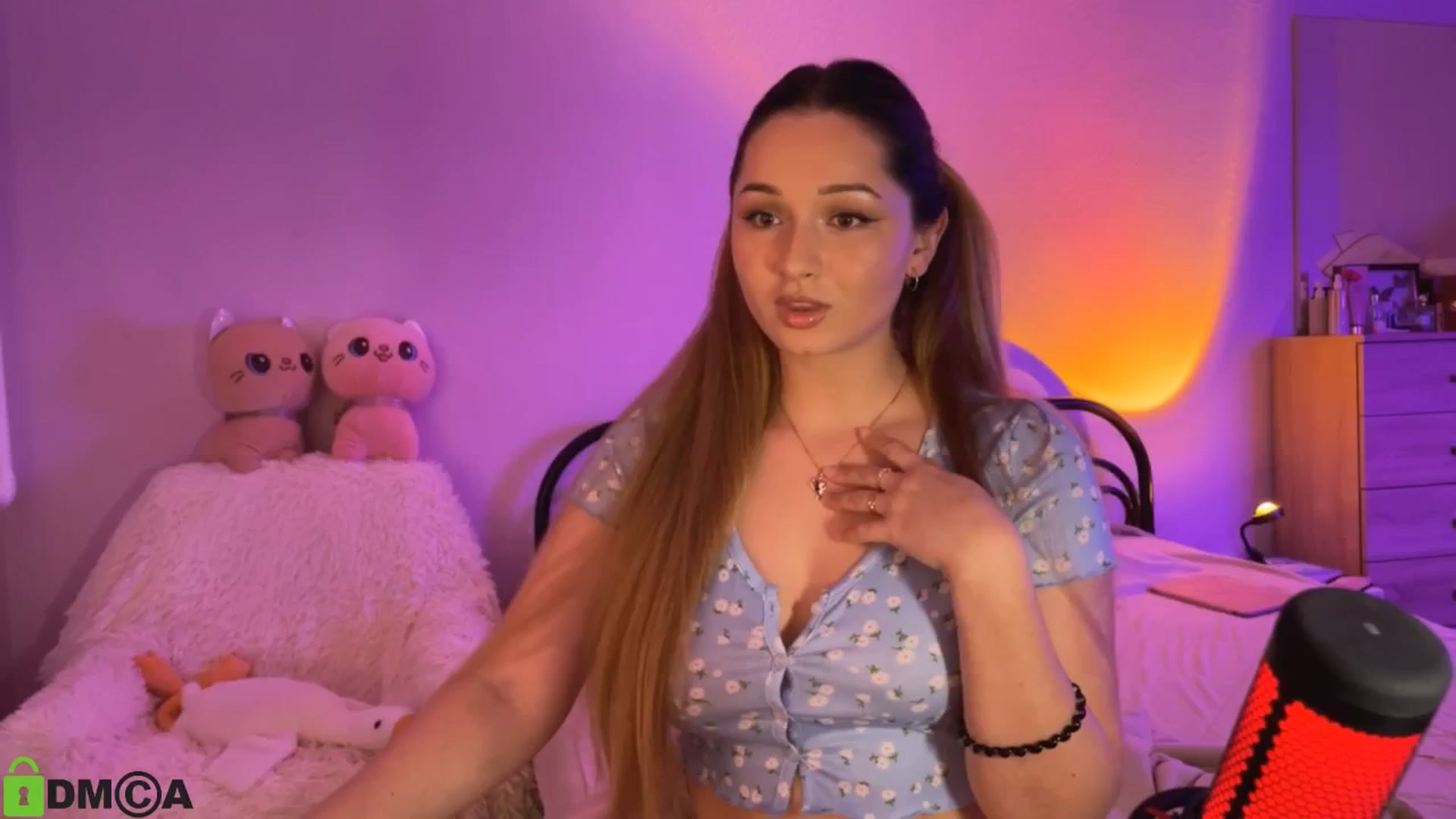 Gallery image thumbnail from MEDIA_'s myfreecams stream on, 05/15/2025, 22:43 image 1 of 20