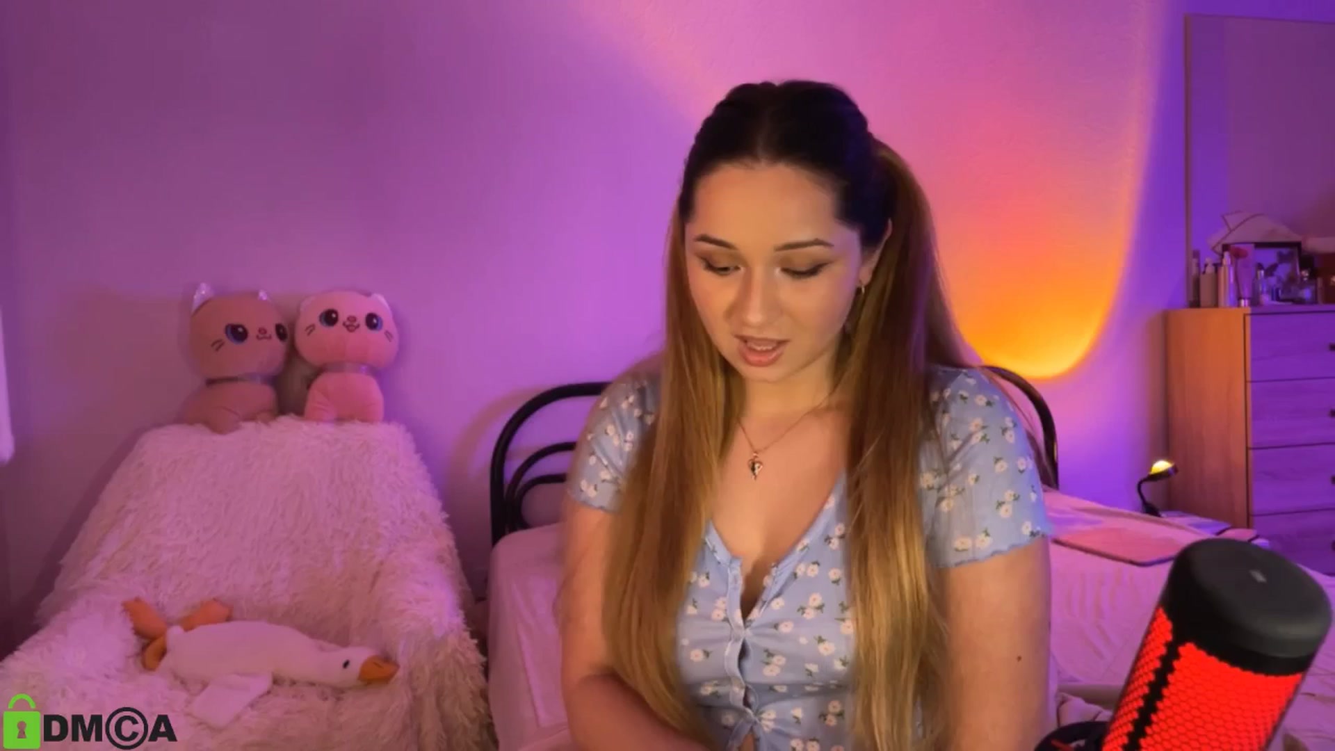 Gallery image thumbnail from MEDIA_'s myfreecams stream on, 05/15/2025, 22:43 image 19 of 20