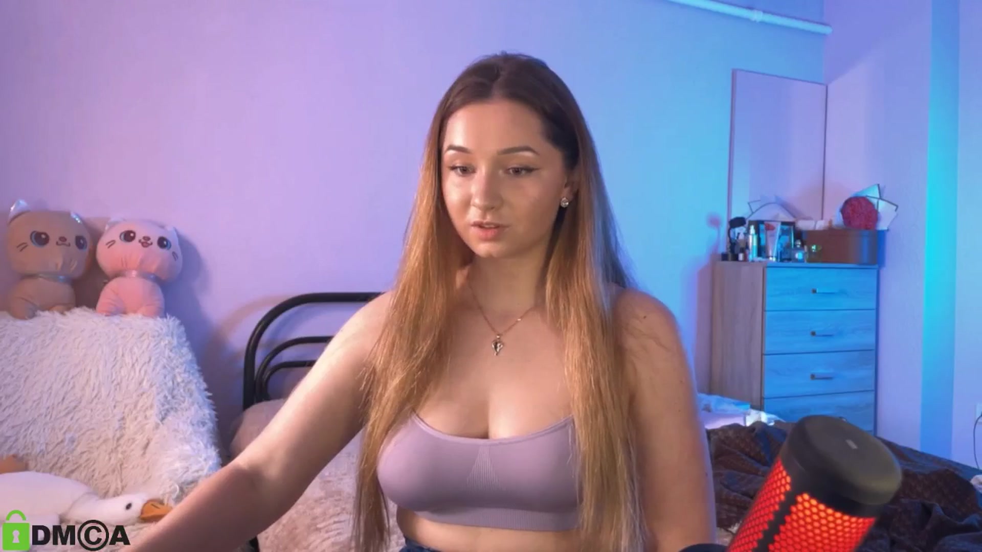 Gallery image thumbnail from MEDIA_'s myfreecams stream on, 05/19/2025, 04:35 image 16 of 20