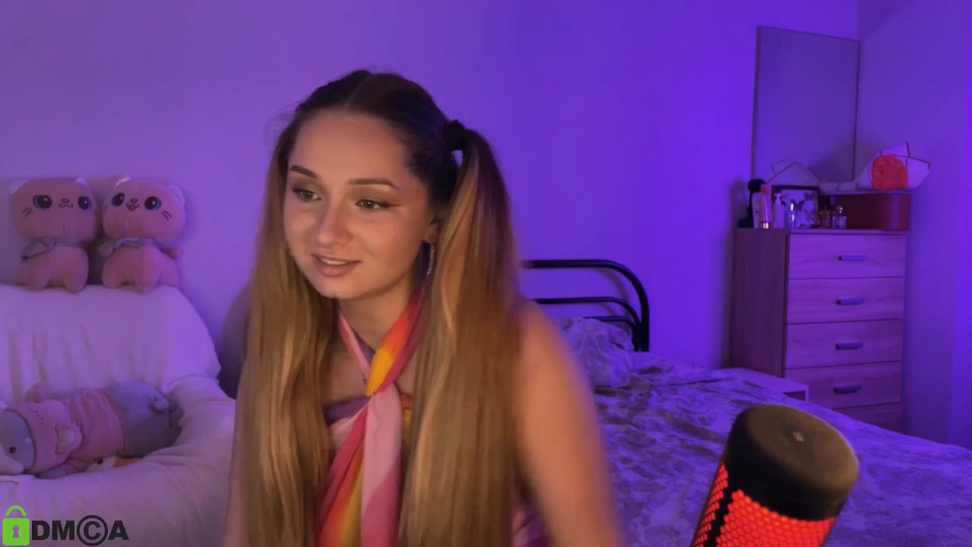 Gallery image thumbnail from MEDIA_'s myfreecams stream on, 08/15/2025, 18:08 image 19 of 20