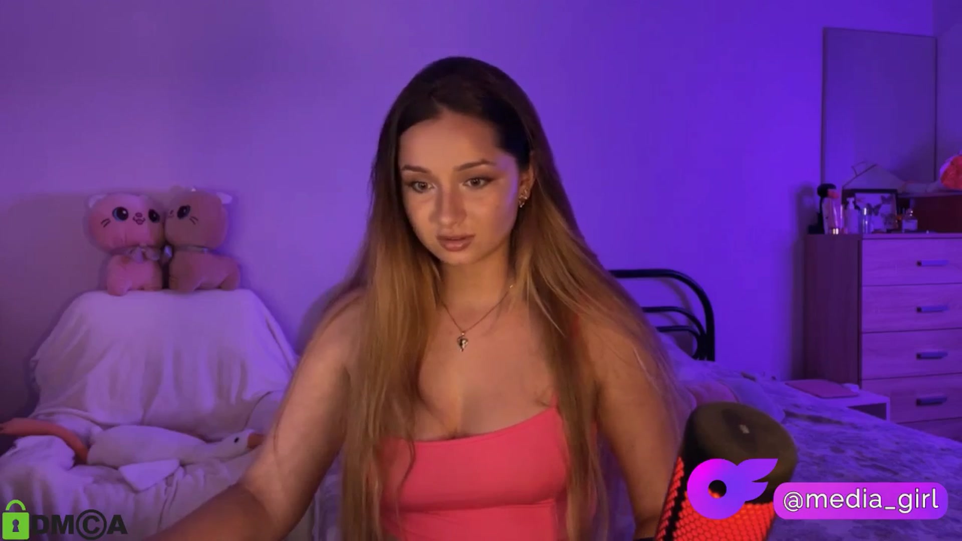 Gallery image thumbnail from MEDIA_'s myfreecams stream on, 08/23/2025, 19:35 image 15 of 20
