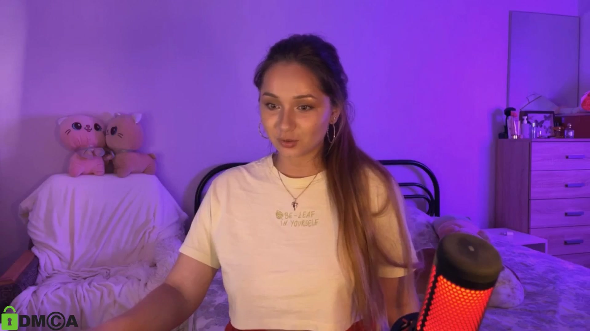 Gallery image thumbnail from MEDIA_'s myfreecams stream on, 08/25/2025, 24:13 image 10 of 20