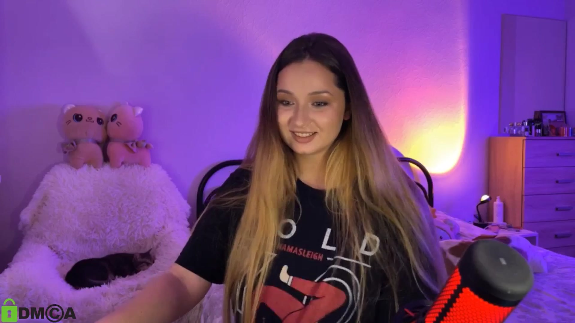 Gallery image thumbnail from MEDIA_'s myfreecams stream on, 11/25/2025, 08:39 image 8 of 20