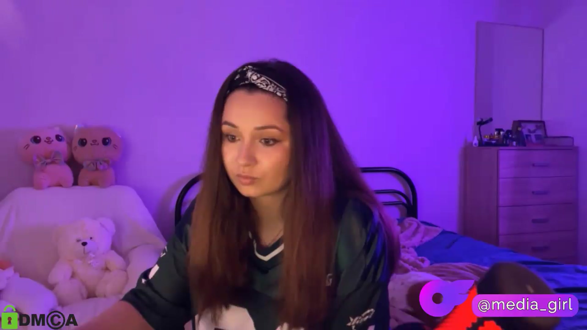 Gallery image thumbnail from MEDIA_'s myfreecams stream on, 05/13/2026, 24:07 image 20 of 20