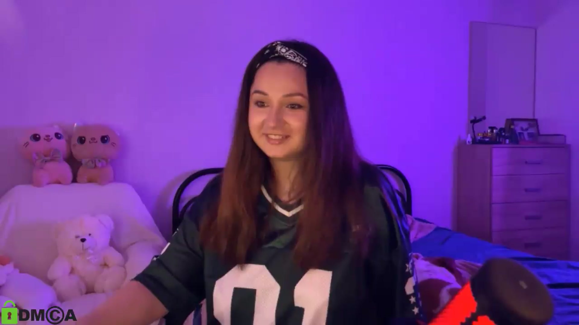 Gallery image thumbnail from MEDIA_'s myfreecams stream on, 05/13/2026, 24:07 image 15 of 20