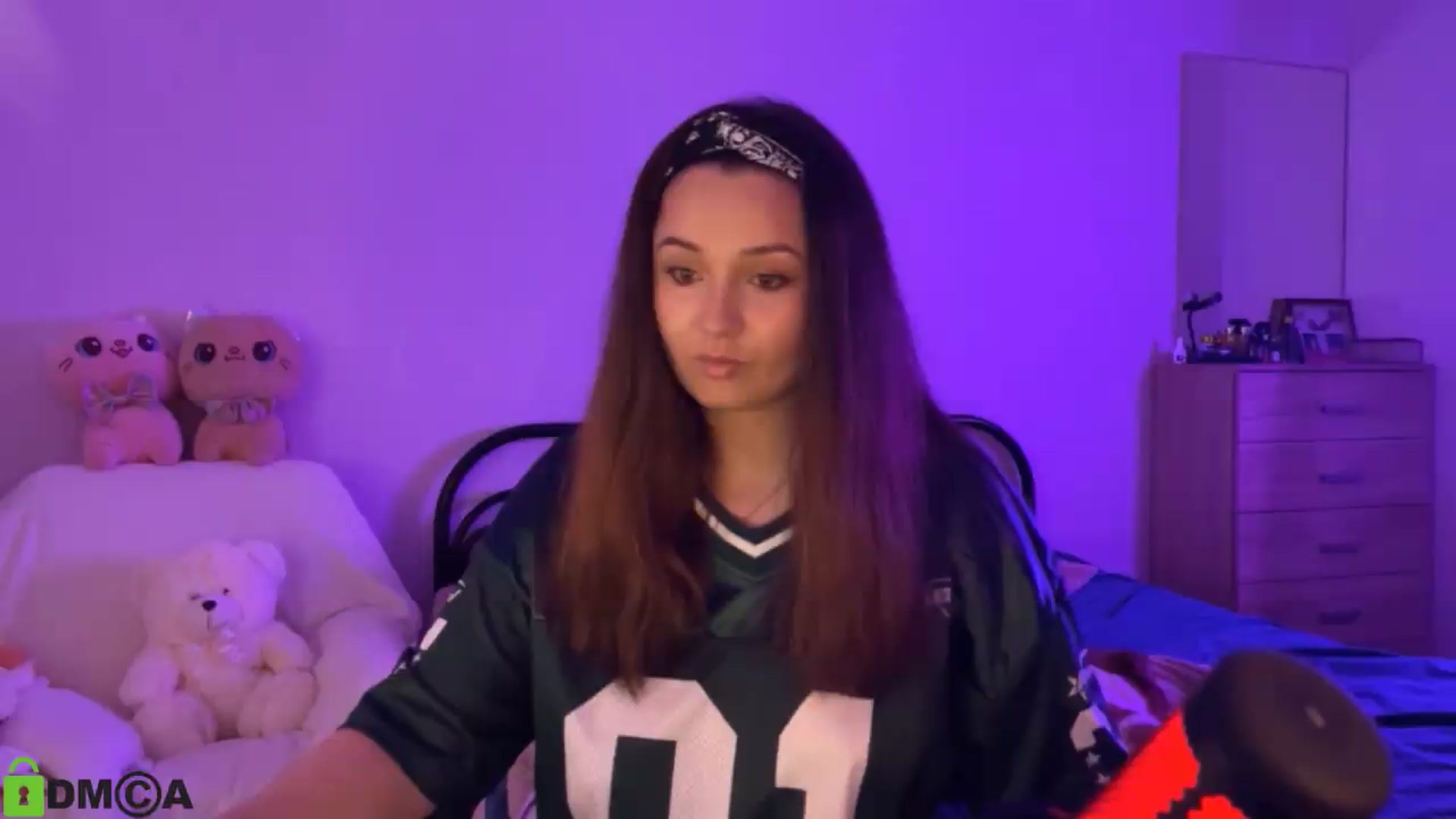Gallery image thumbnail from MEDIA_'s myfreecams stream on, 05/13/2026, 24:07 image 11 of 20