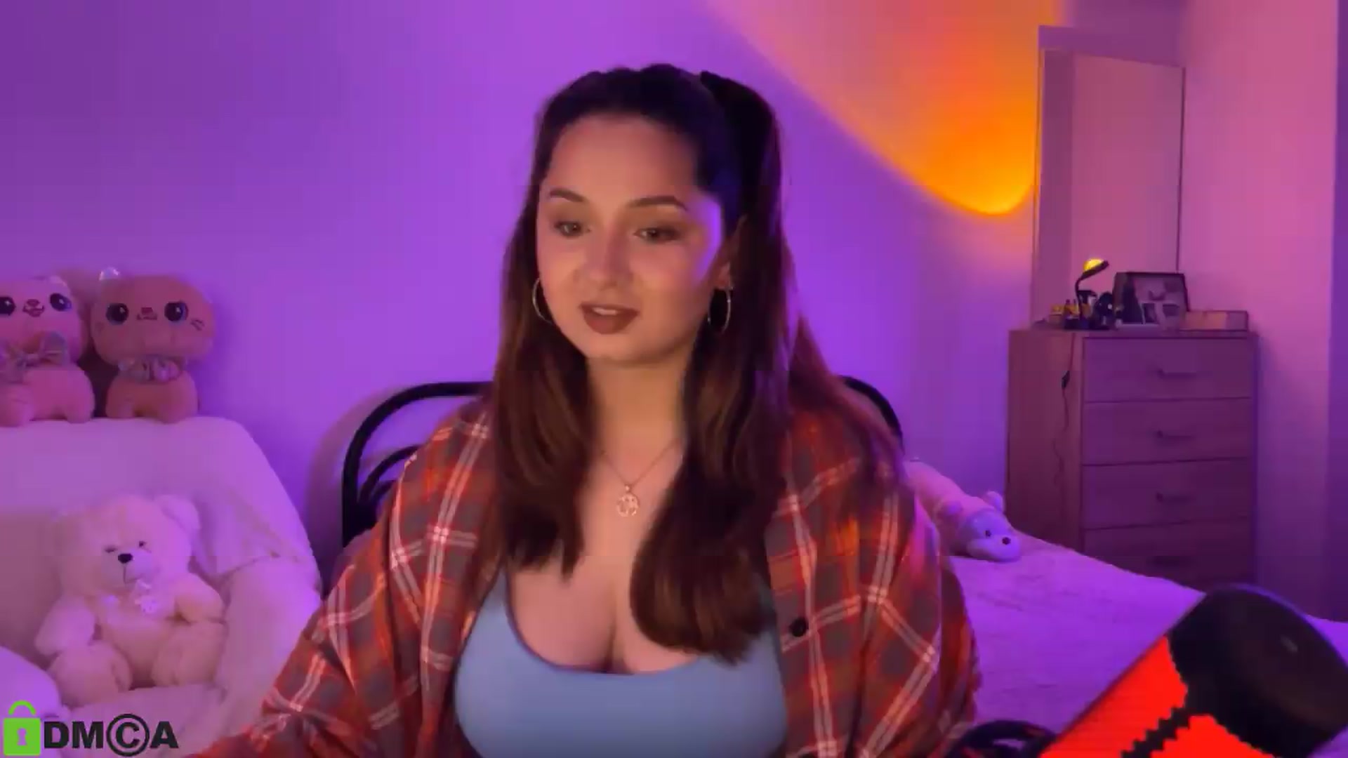 Gallery image thumbnail from MEDIA_'s myfreecams stream on, 05/14/2026, 24:15 image 16 of 20