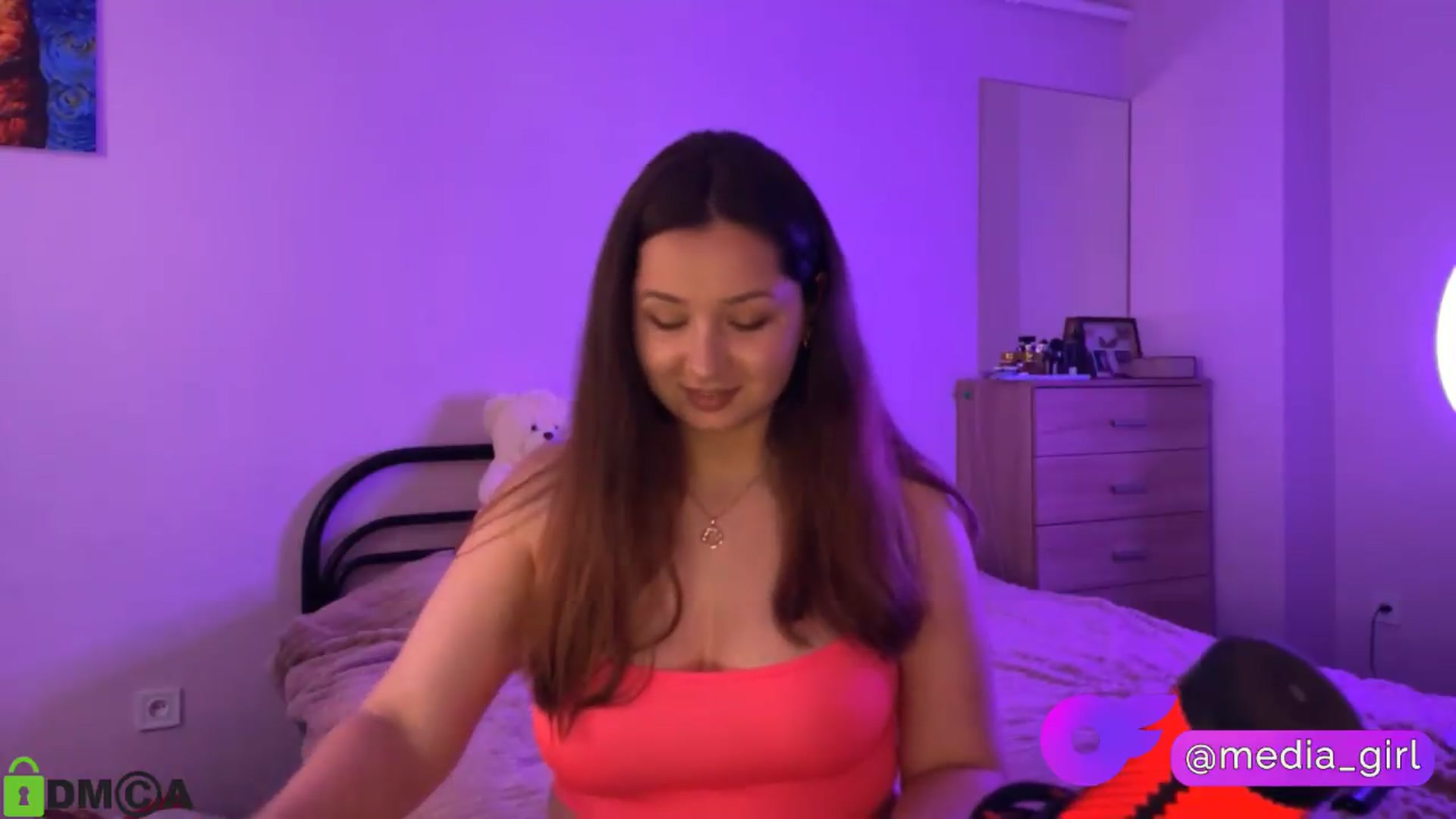 Gallery image thumbnail from MEDIA_'s myfreecams stream on, 05/18/2026, 14:30 image 18 of 20