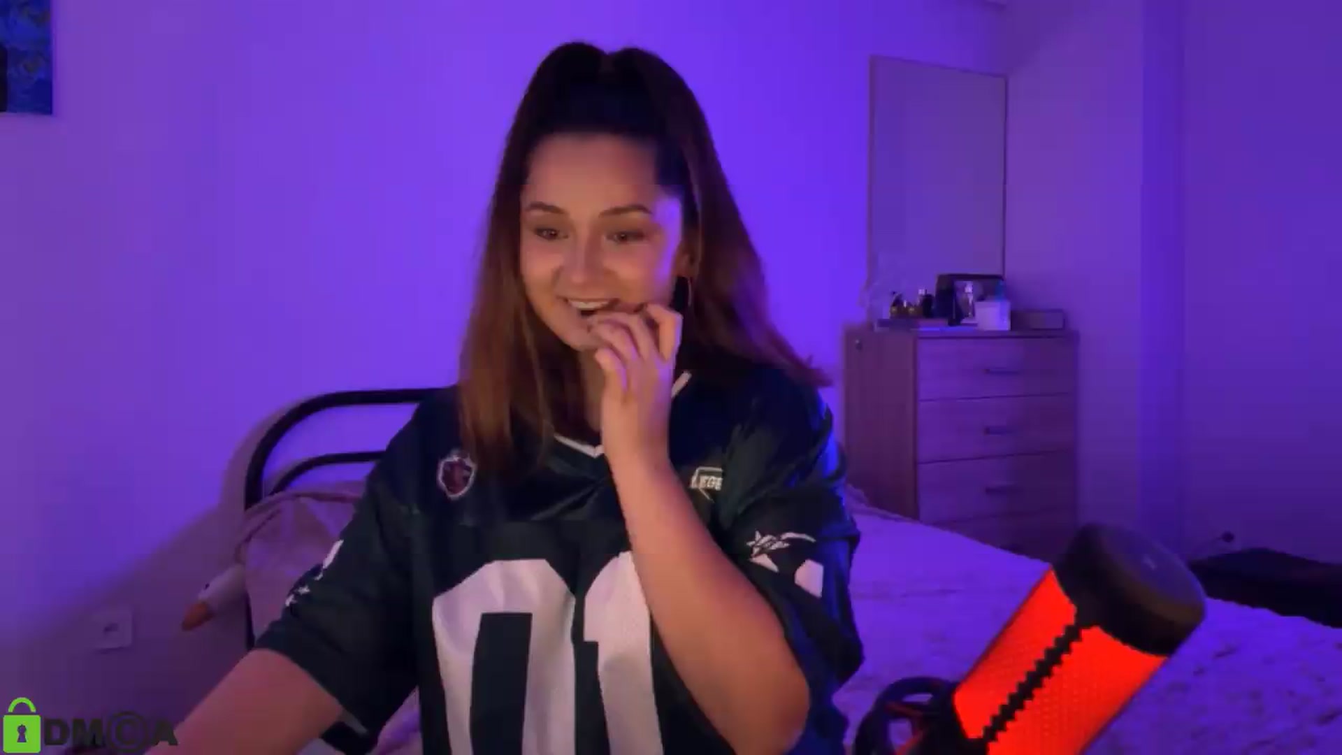 Gallery image thumbnail from MEDIA_'s myfreecams stream on, 06/09/2026, 24:21 image 1 of 20