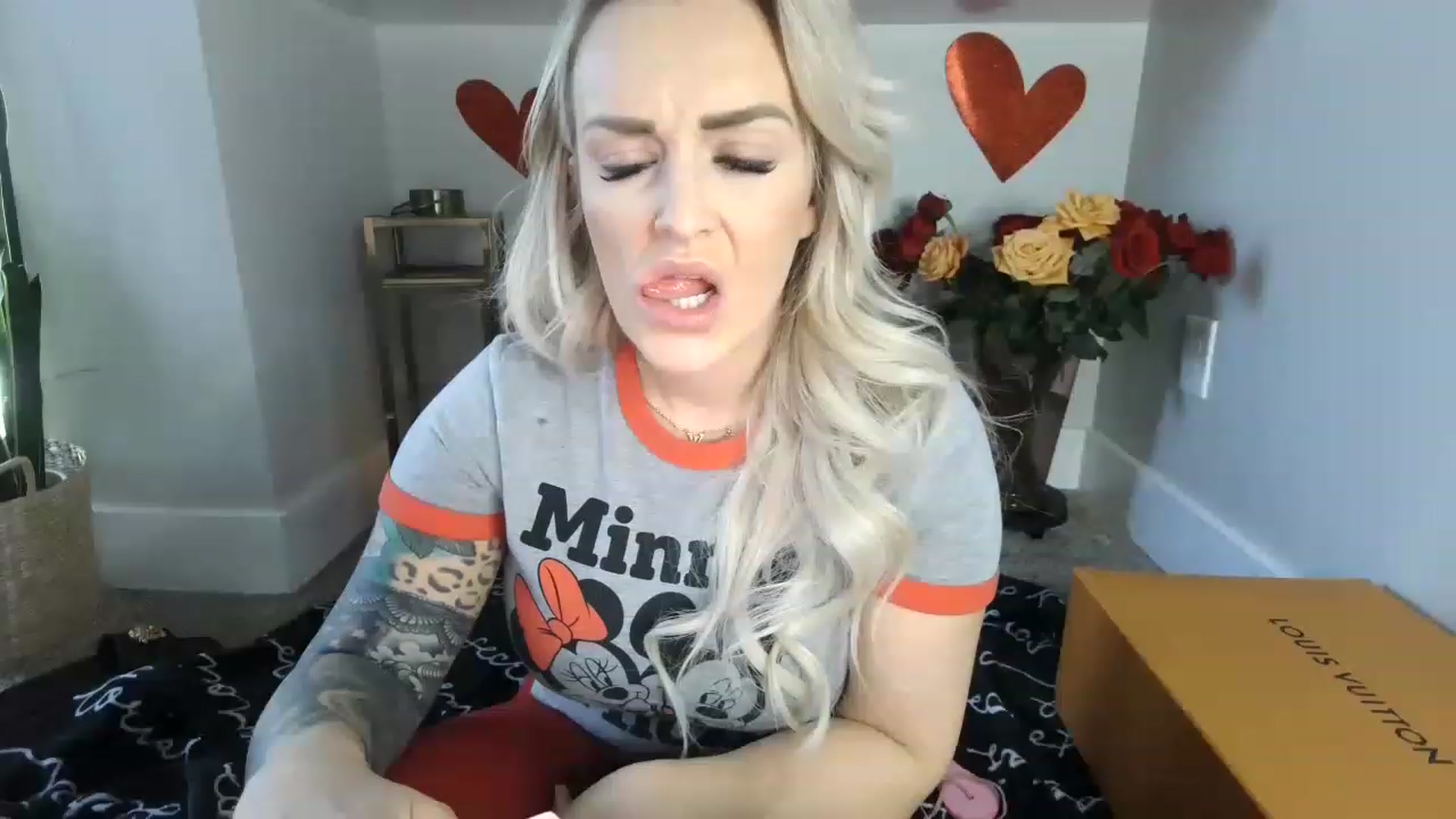 Gallery image thumbnail from MFCCamModel's myfreecams stream on, 01/17/2023, 23:00 image 16 of 20
