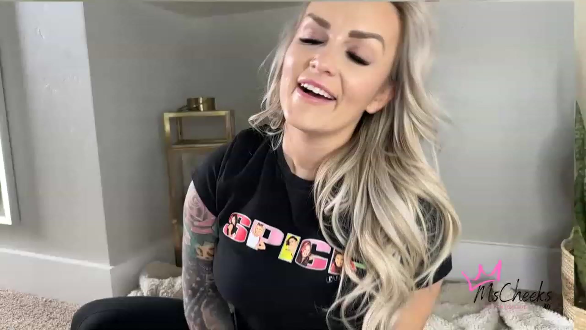 Gallery image thumbnail from MFCCamModel's myfreecams stream on, 03/02/2023, 23:52 image 2 of 20